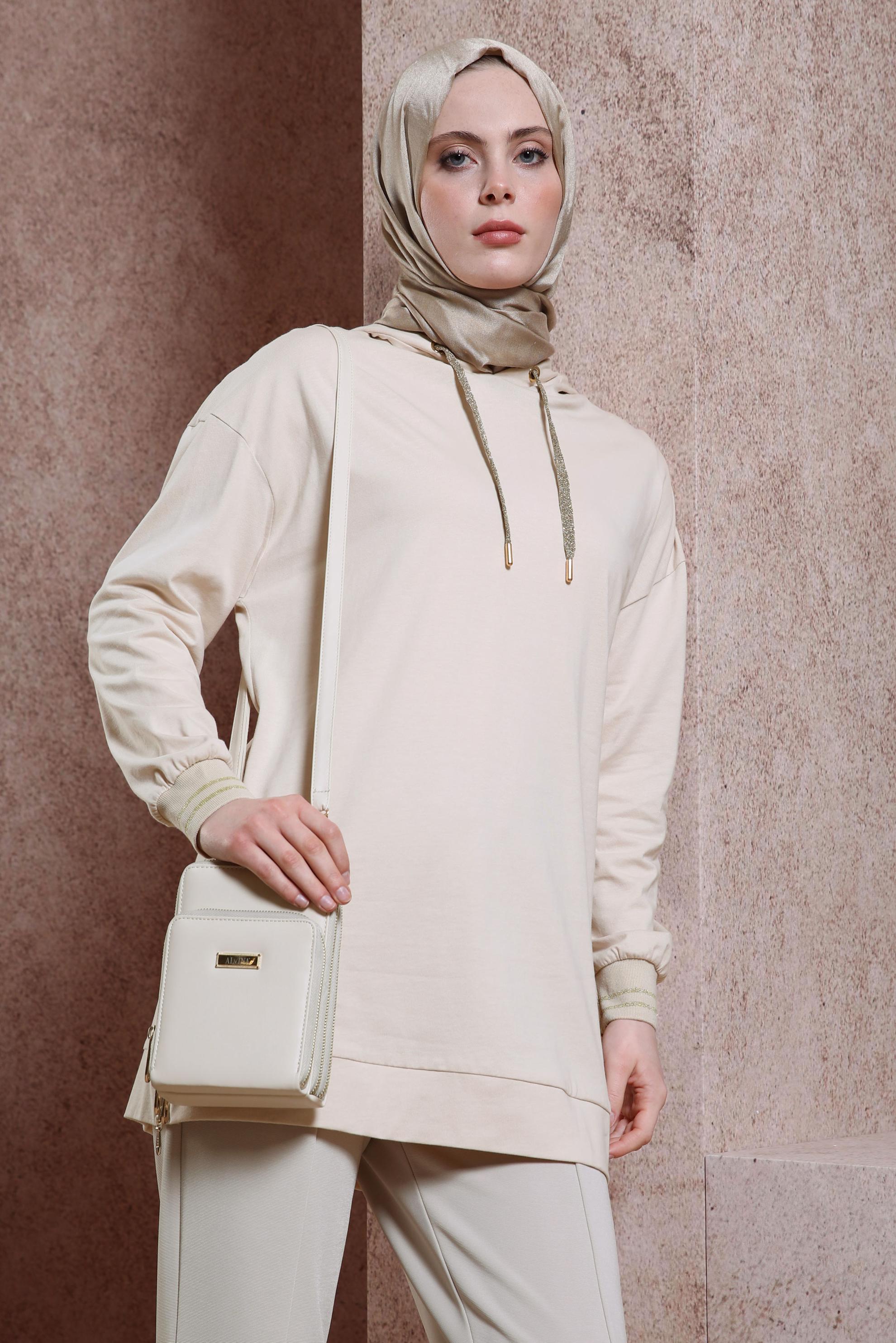 Tesettür giyim BEJ KAPÜŞONLU TUNİK 44449