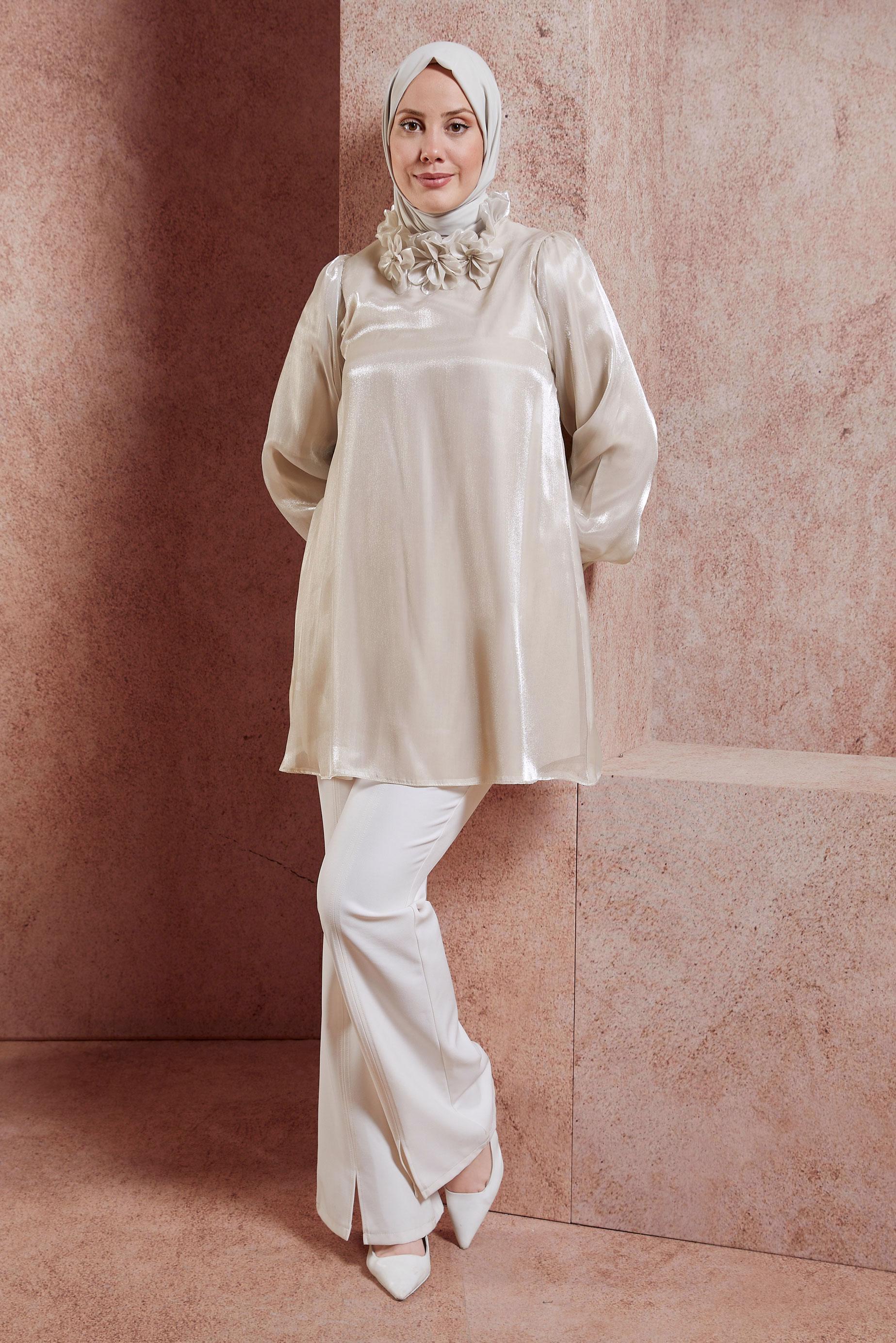 Tesettür giyim BEJ ÜÇ BOYUTLU ÇİÇEK DETAYLI TUNİK 44568