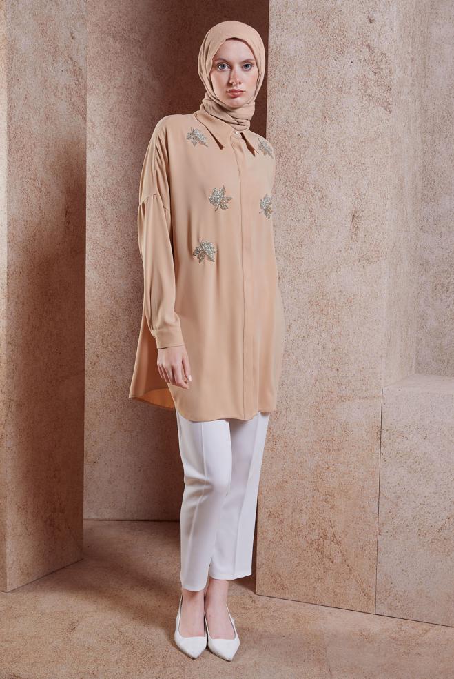 Tesettür giyim PUDRA TAŞ DETAYLI TESETTÜR TUNİK 44468-1 - ALVİNA