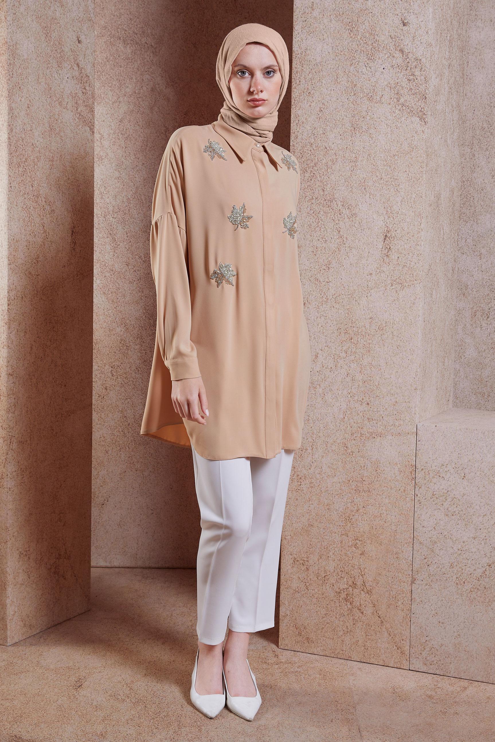 Tesettür giyim PUDRA TAŞ DETAYLI TESETTÜR TUNİK 44468-1