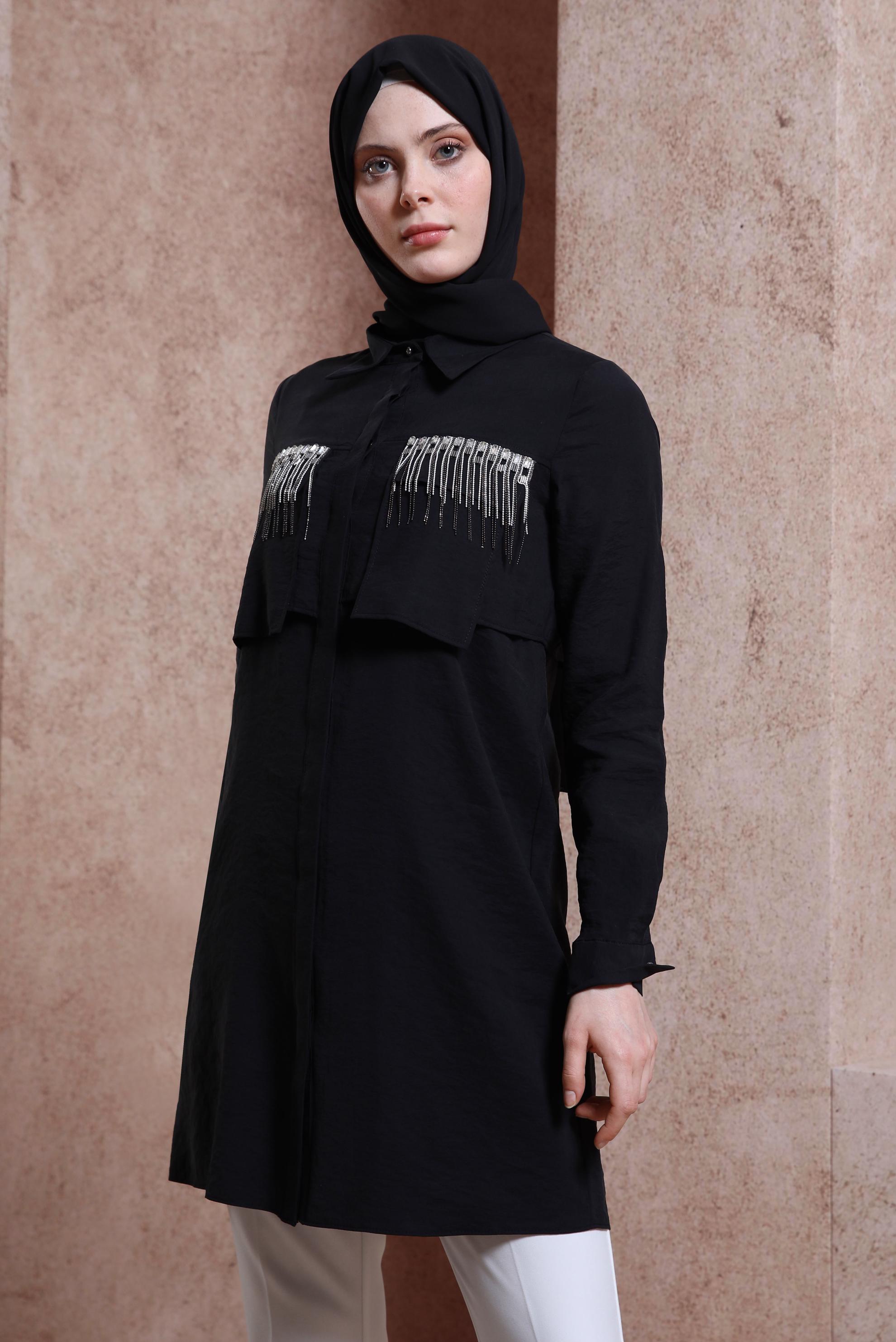 Tesettür giyim SİYAH PÜSKÜL DETAYLI TUNİK 44469