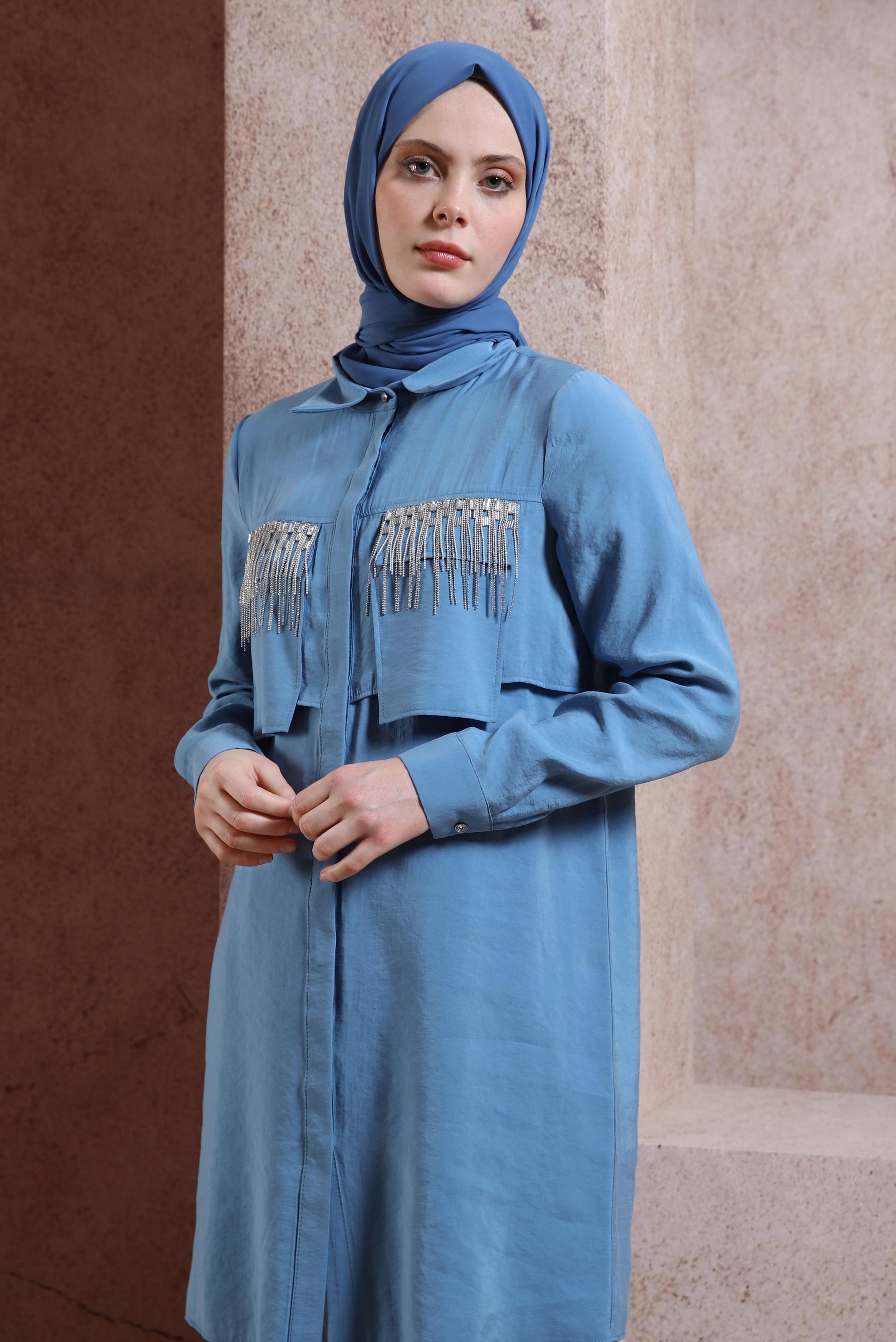 Tesettür giyim MAVİ PÜSKÜL DETAYLI TUNİK 44469