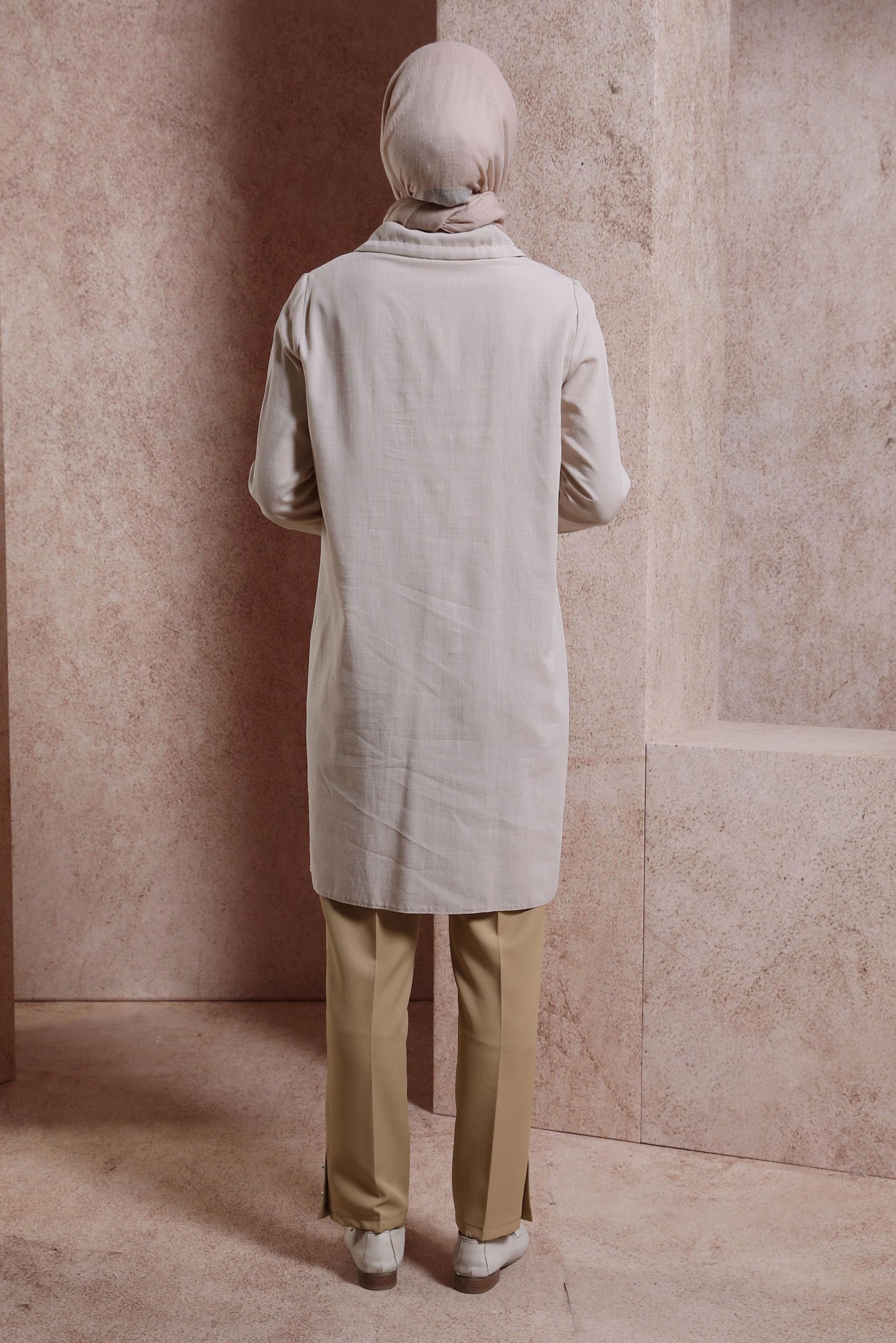 Tesettür giyim BEJ DÜĞMELİ TUNİK 44479