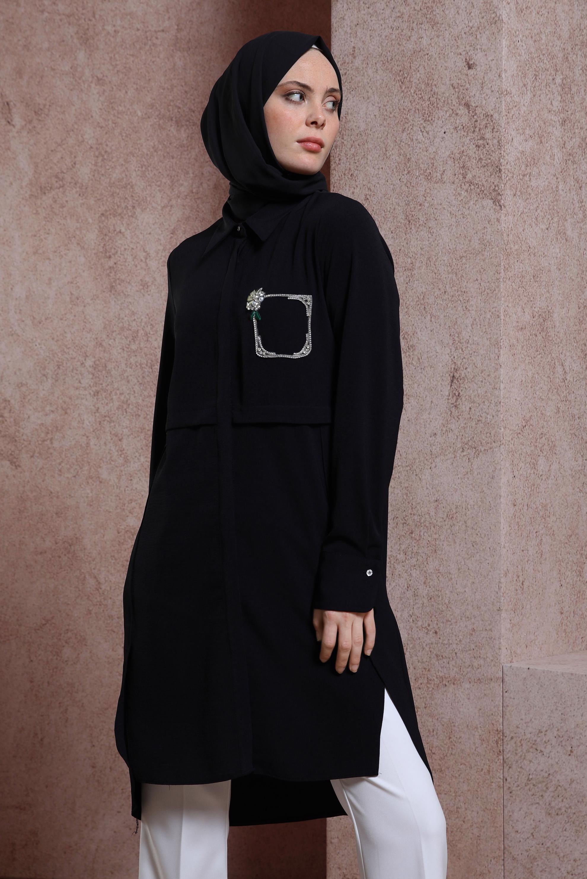 Tesettür giyim SİYAH TAŞ DETAYLI TUNİK 44493