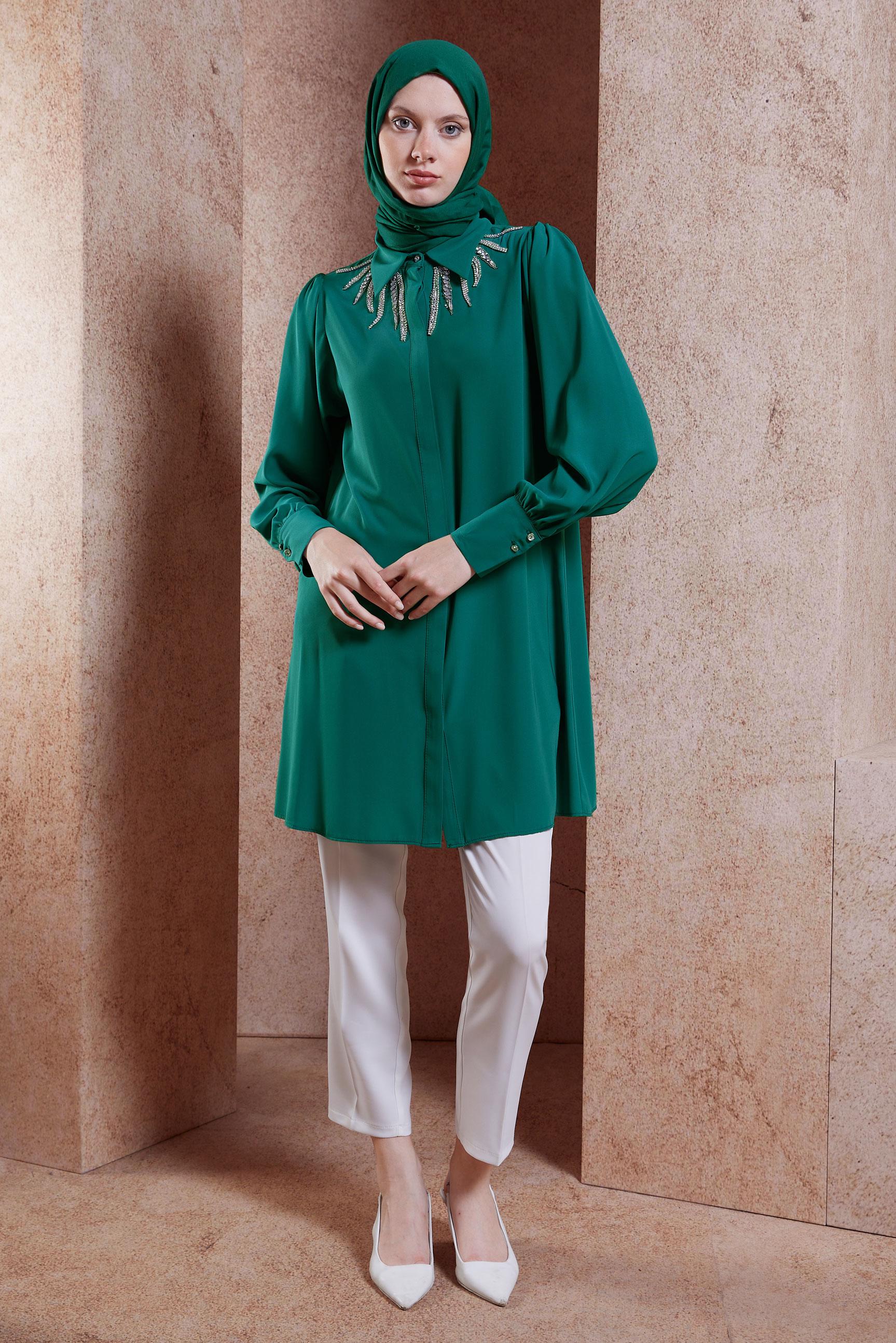 Tesettür giyim YEŞİL TAŞ DETAYLI TESETTÜR TUNİK 44494