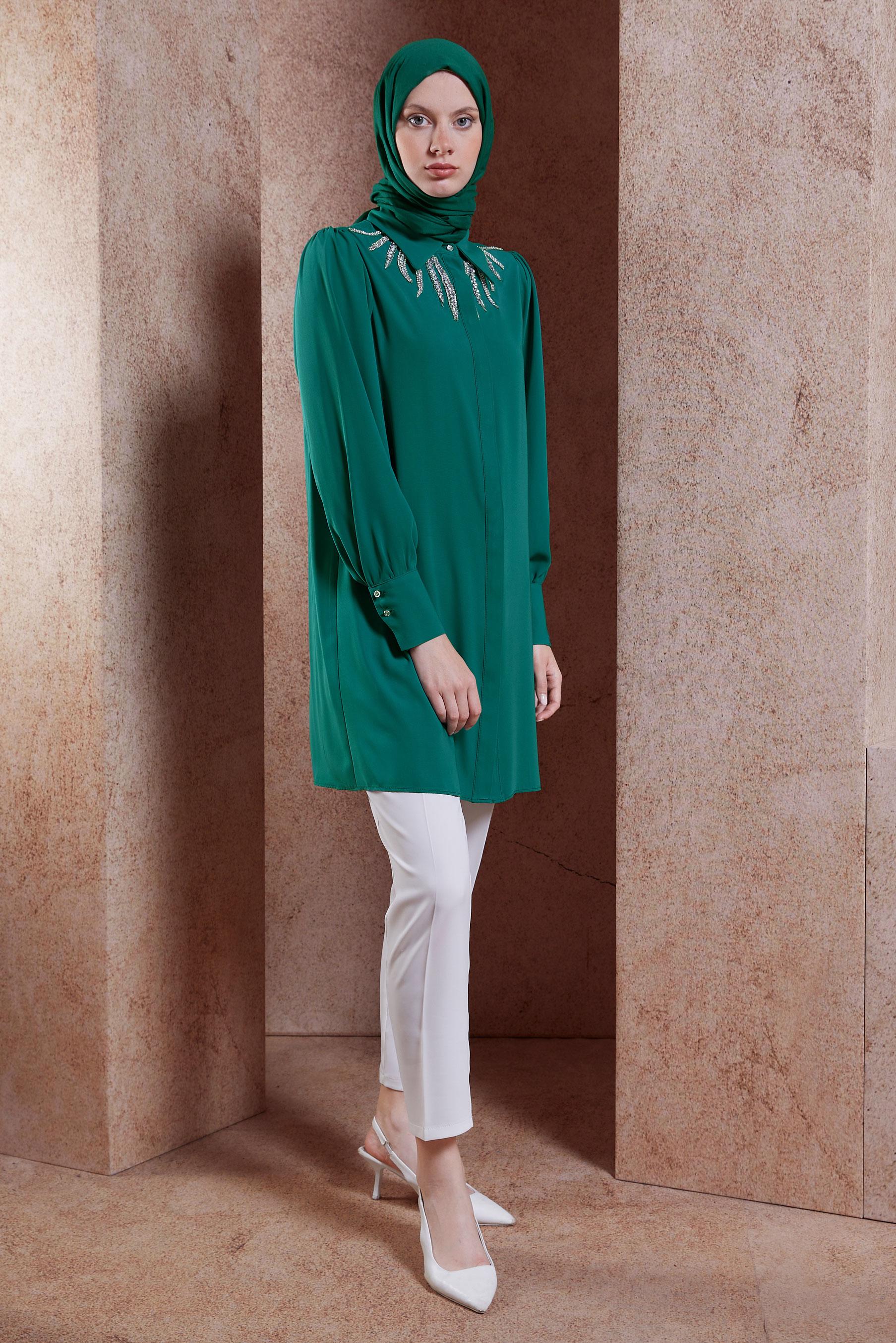 Tesettür giyim YEŞİL TAŞ DETAYLI TESETTÜR TUNİK 44494
