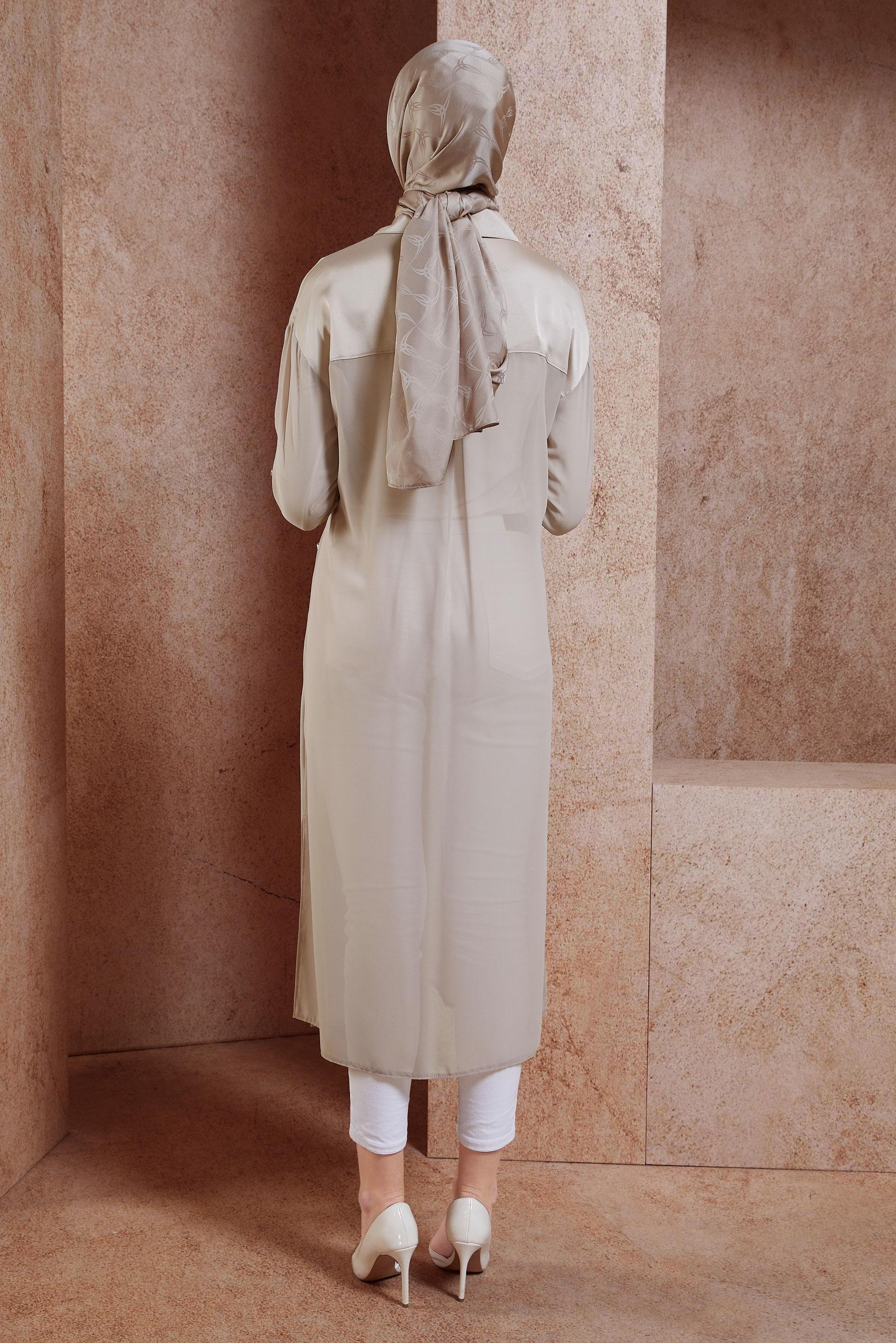 Tesettür giyim BEJ SATEN DETAYLI ŞİFON TUNİK 44498