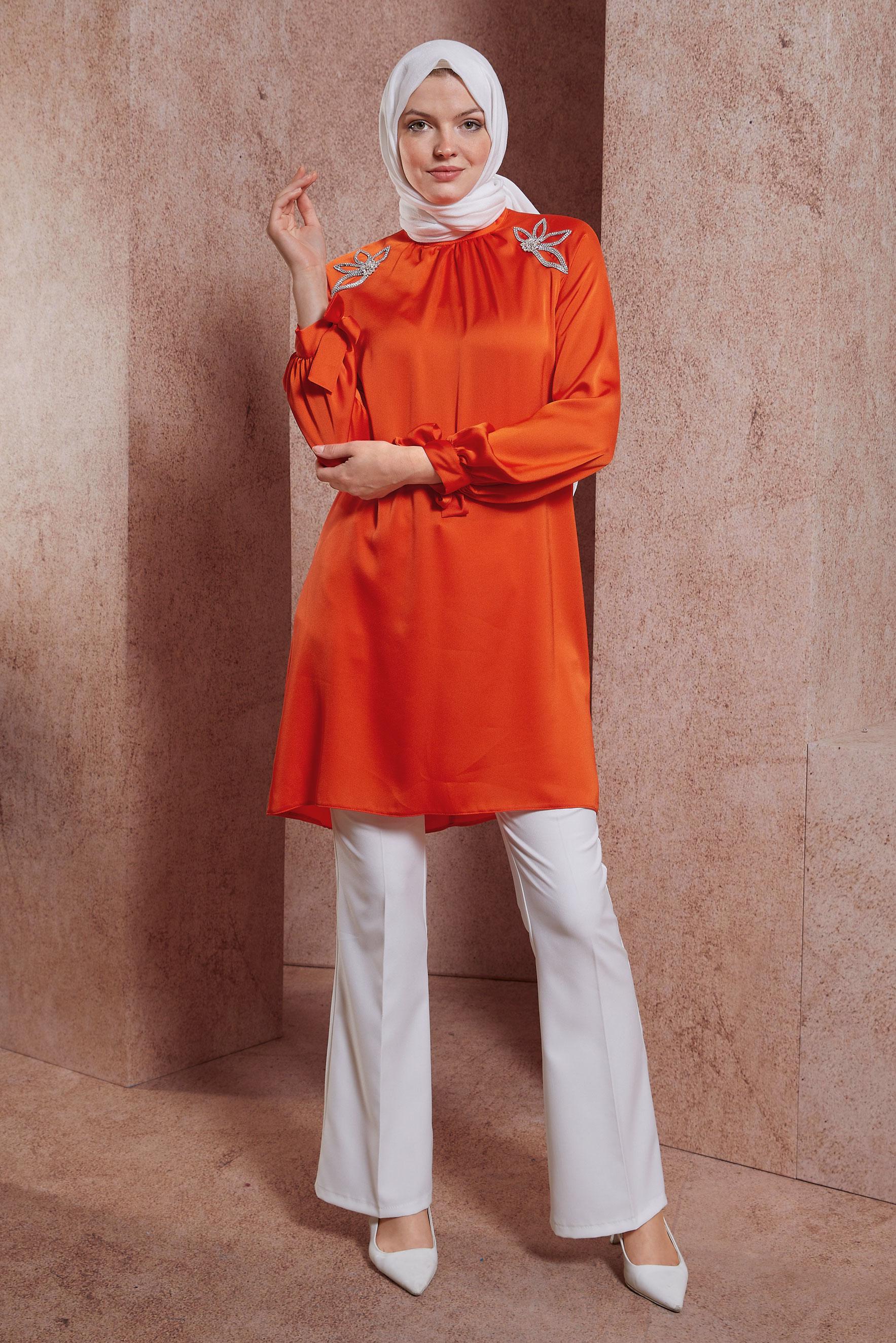 Tesettür giyim TURUNCU TAŞ BASKILI SATEN TUNİK 44586