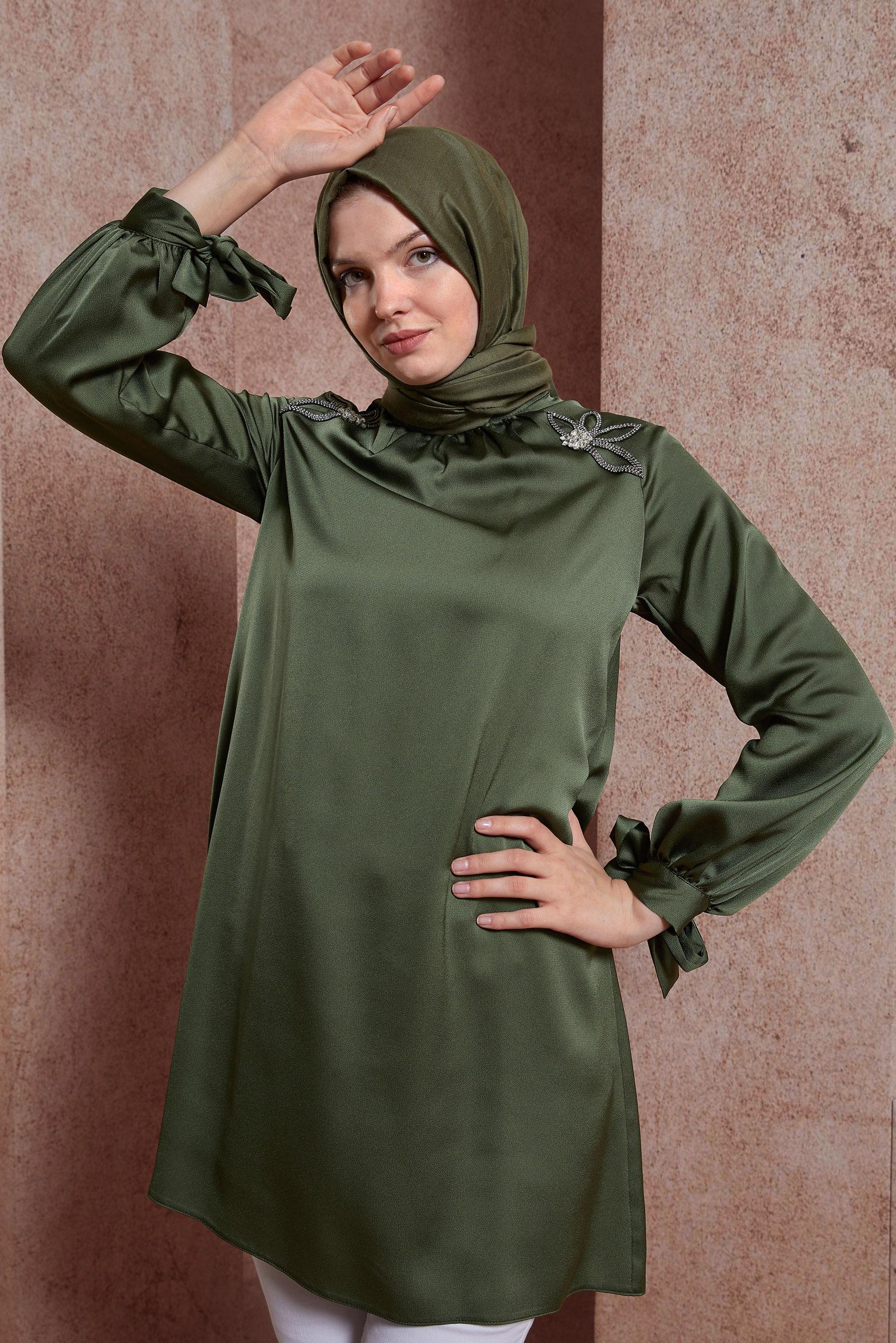 Tesettür giyim HAKİ TAŞ BASKILI SATEN TUNİK 44586