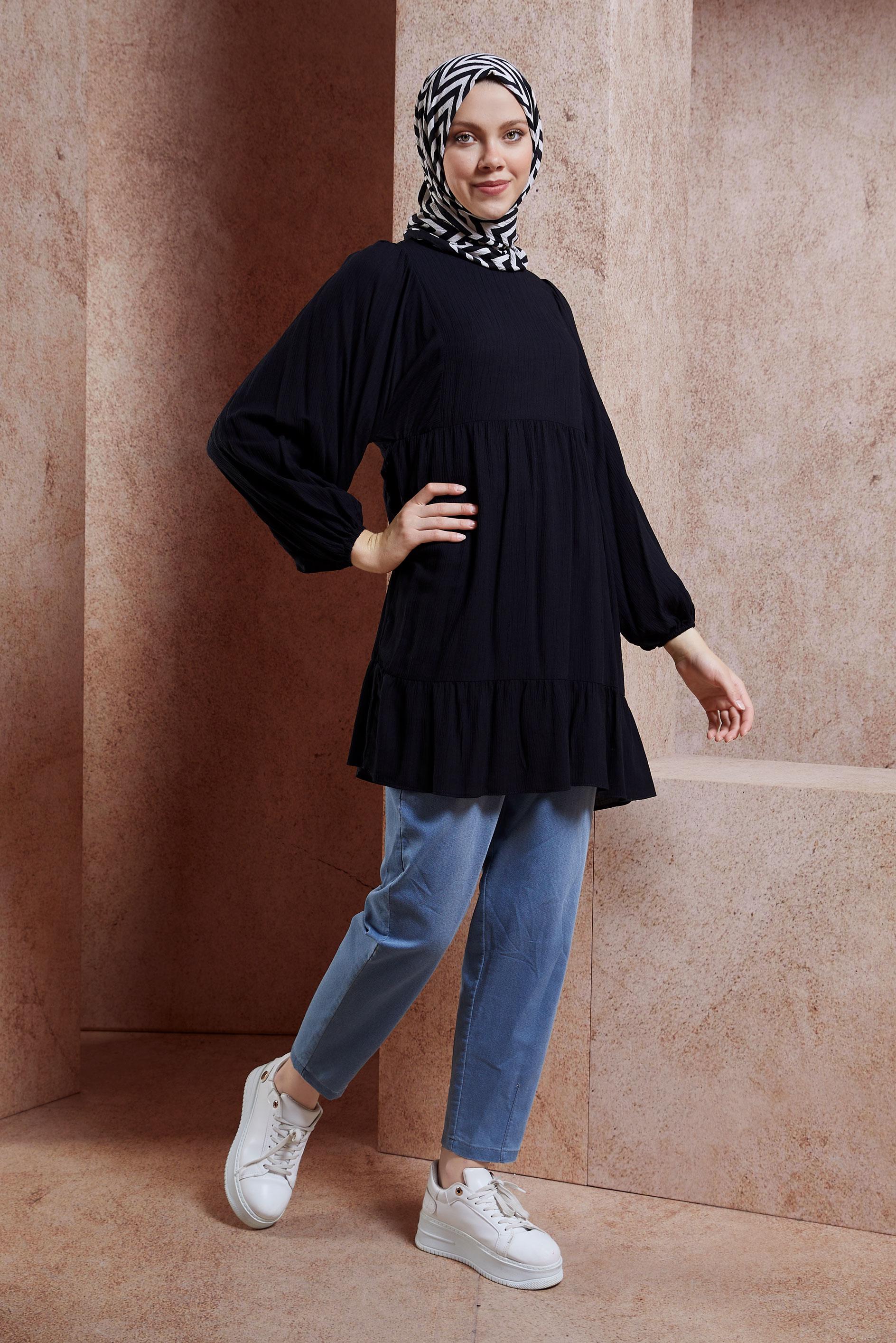 Tesettür giyim SİYAH VOLANLI TESETTÜR TUNİK 44592