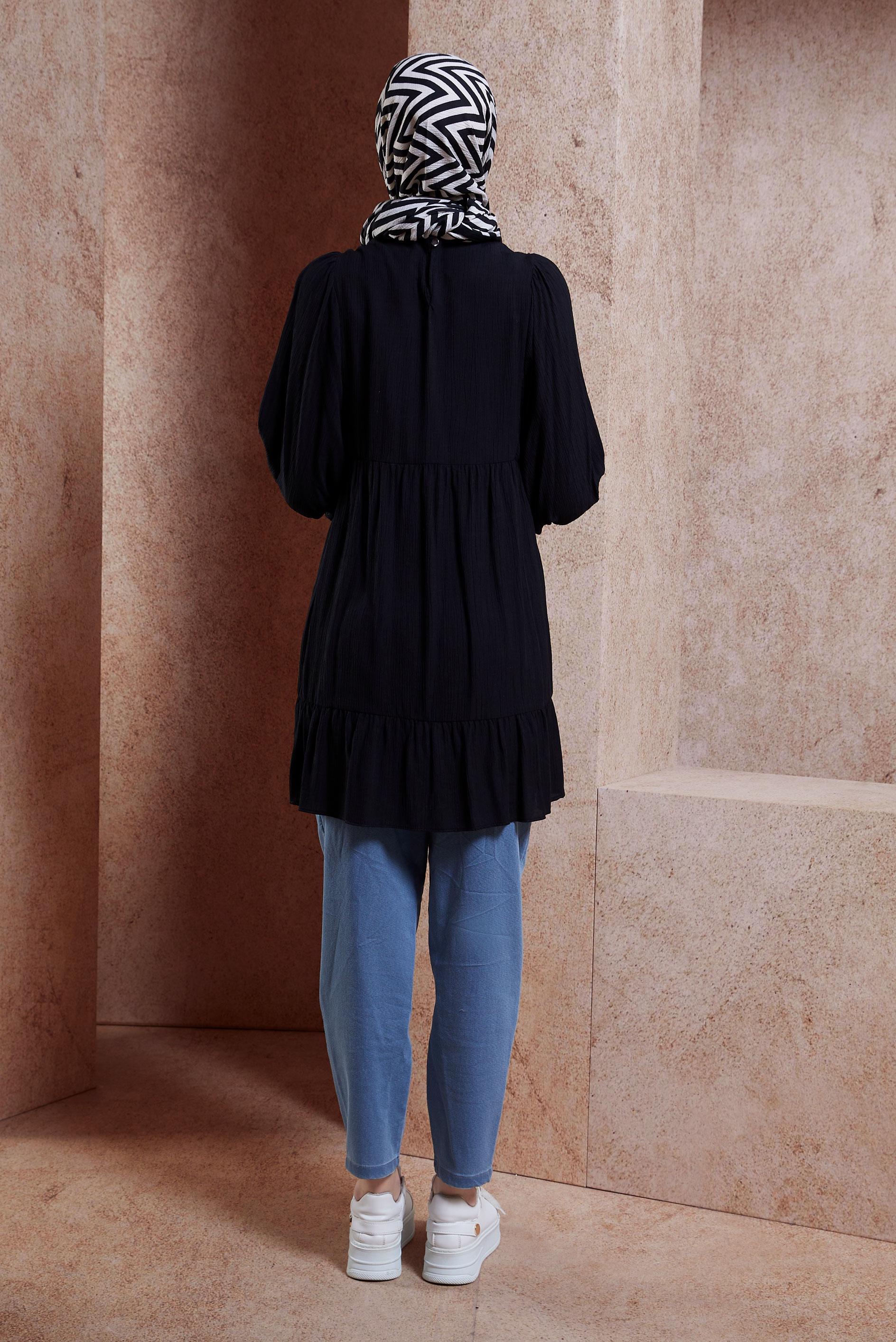 Tesettür giyim SİYAH VOLANLI TESETTÜR TUNİK 44592