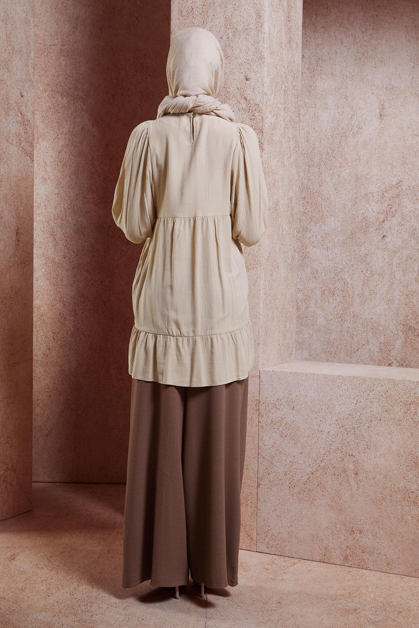 Tesettür giyim BEJ VOLANLI TESETTÜR TUNİK 44592