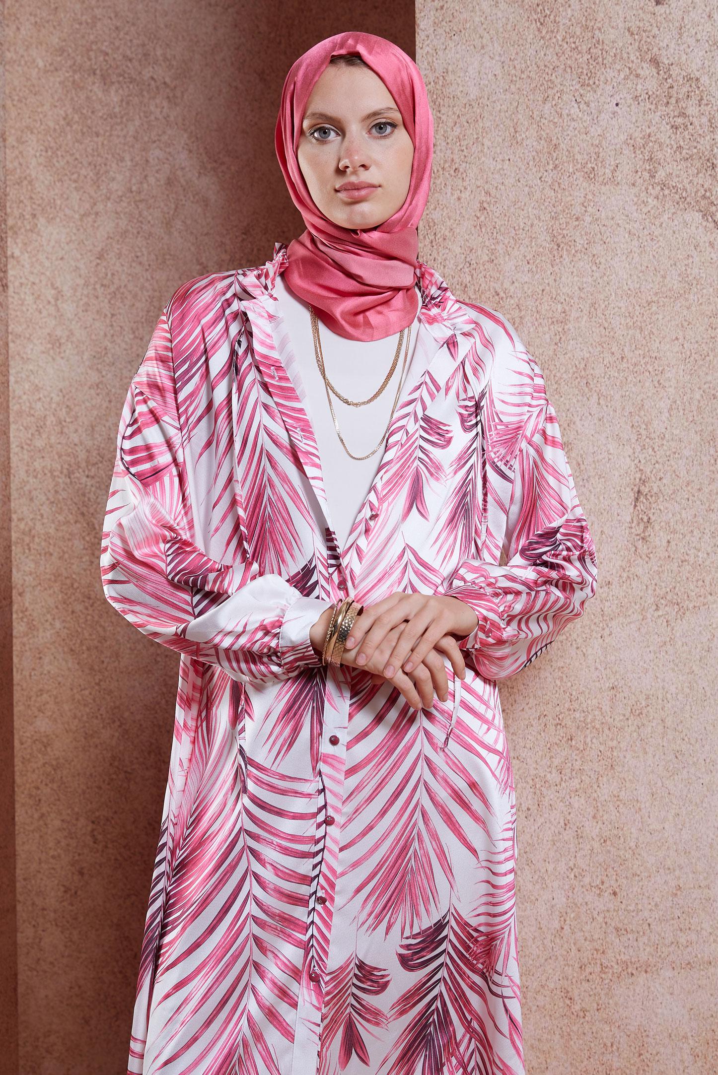 Tesettür giyim FUŞYA DESENLİ UZUN SATEN TUNİK 44611