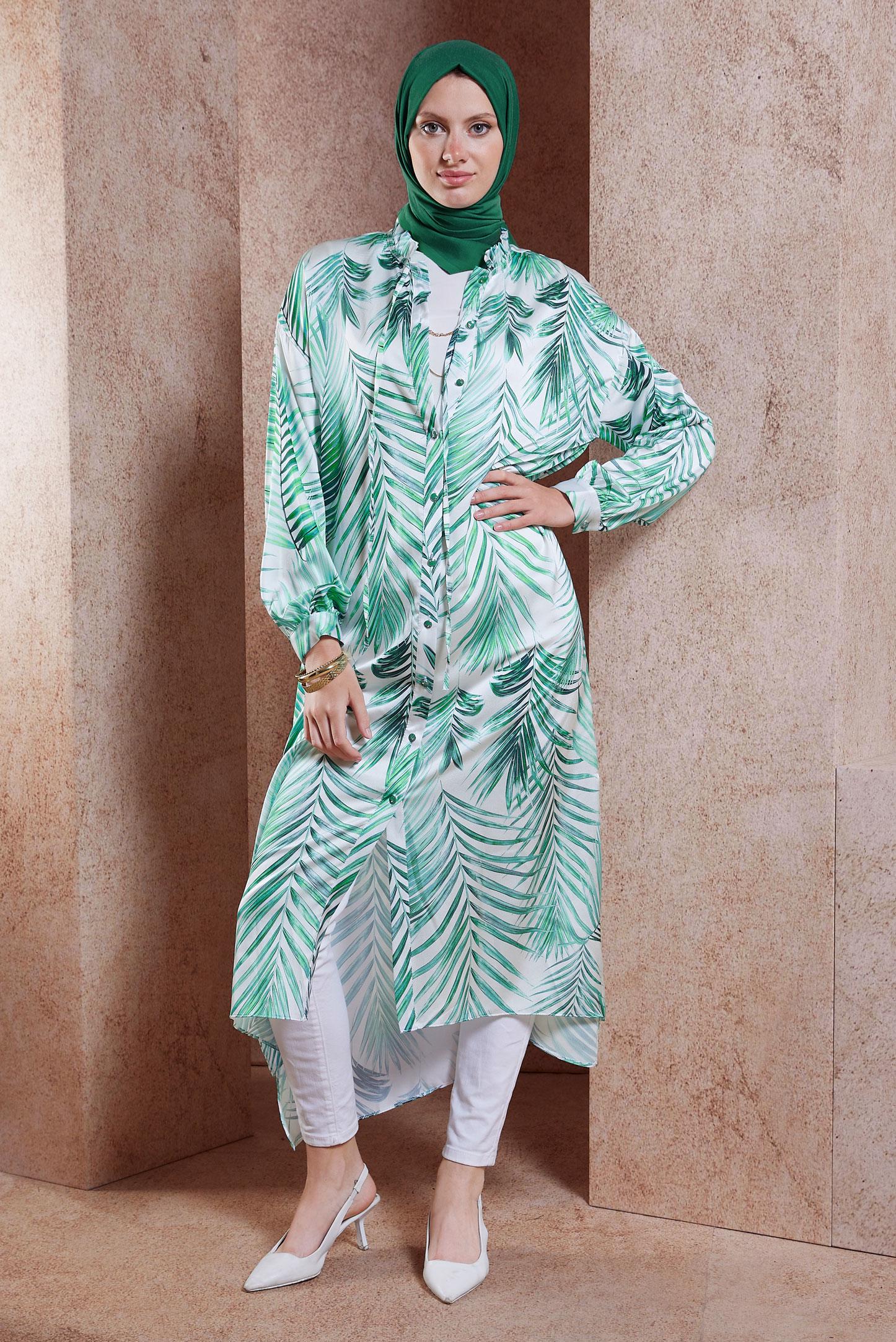 Tesettür giyim MAVİ DESENLİ UZUN SATEN TUNİK 44611