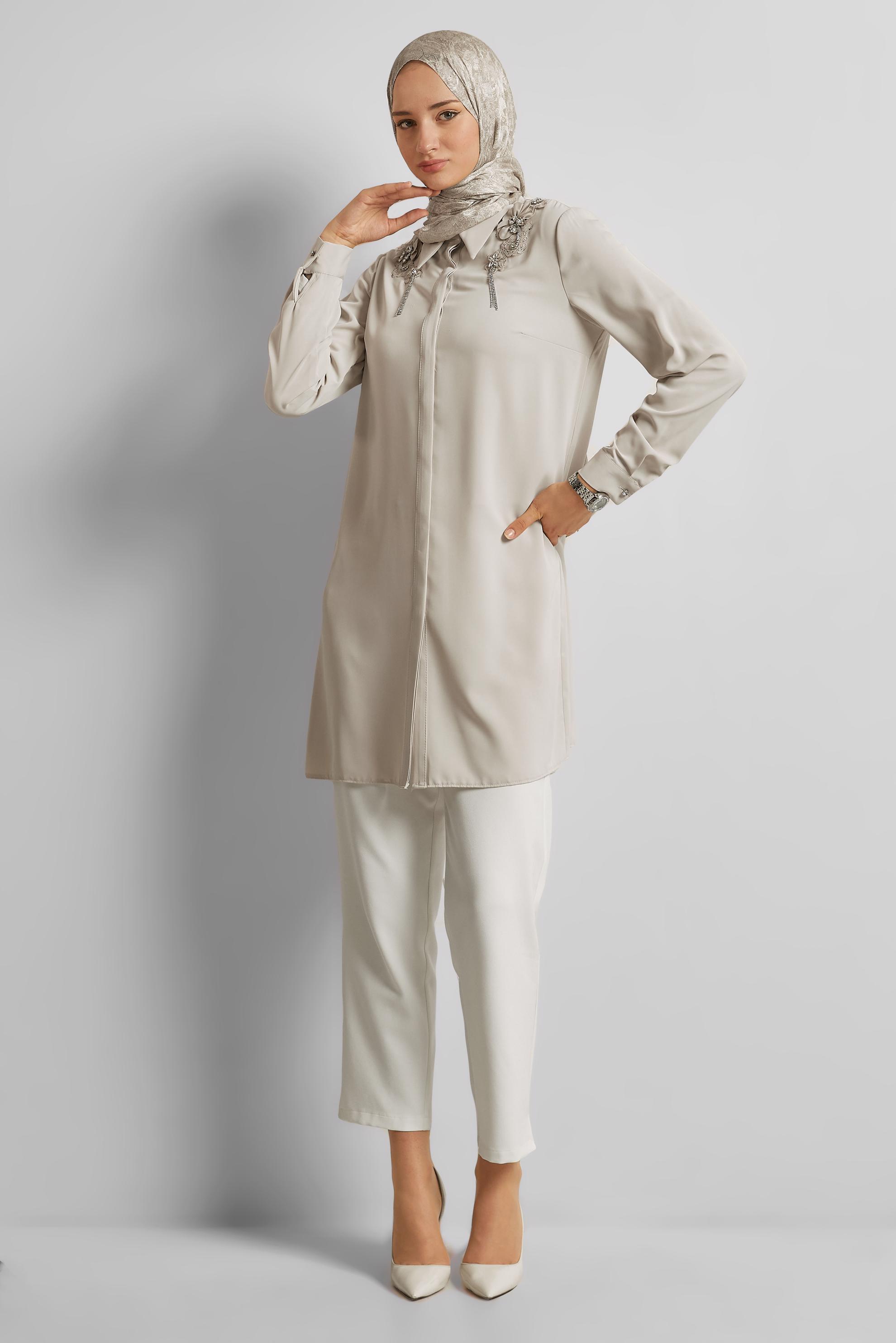 Tesettür giyim BEJ TAŞ DETAYLI TESETTÜR TUNİK 44667