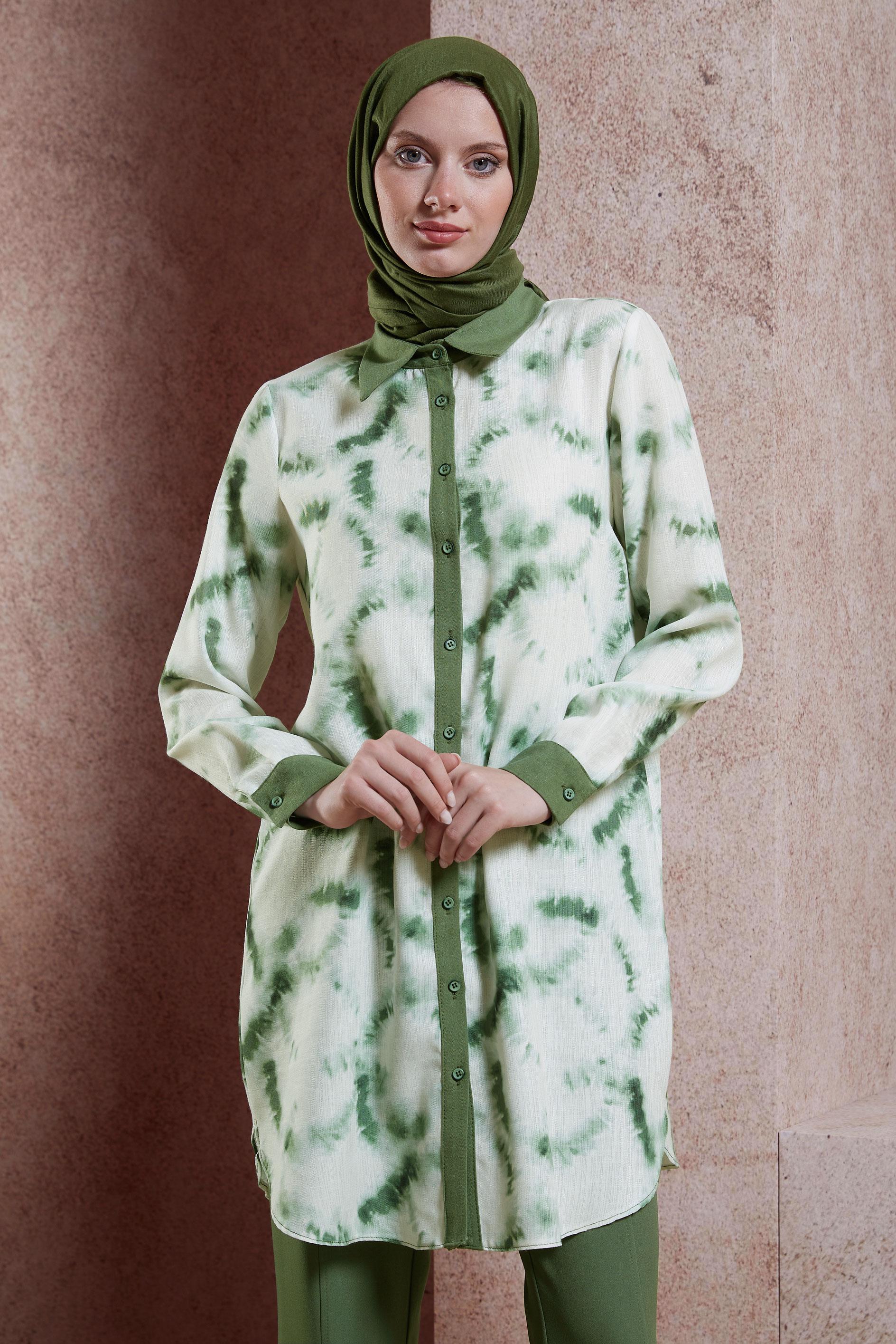 Tesettür giyim YEŞİL BATİK DESENLİ TESETTÜR TUNİK 44672