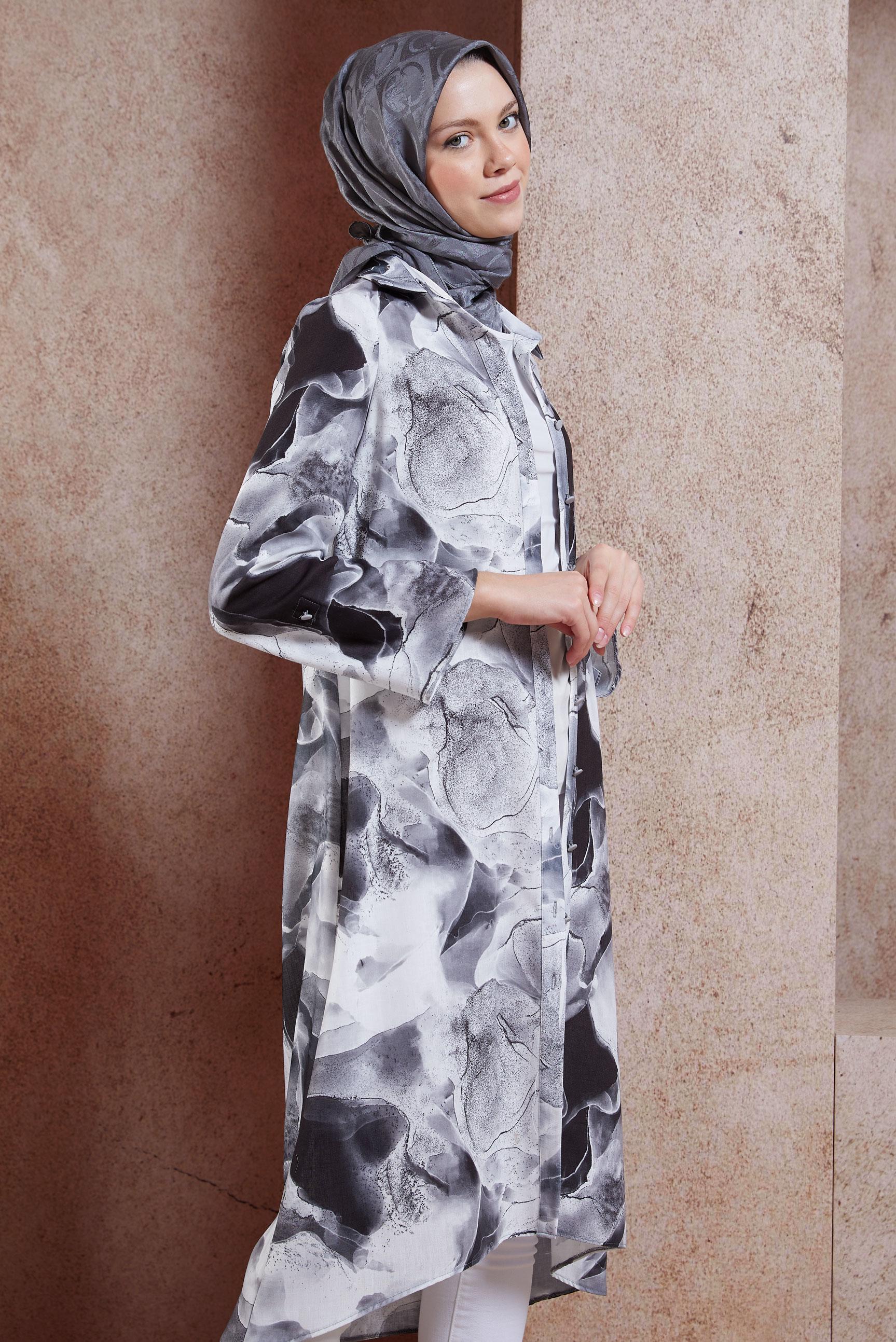 Tesettür giyim GRİ DESENLİ TESETTÜR TUNİK 44779