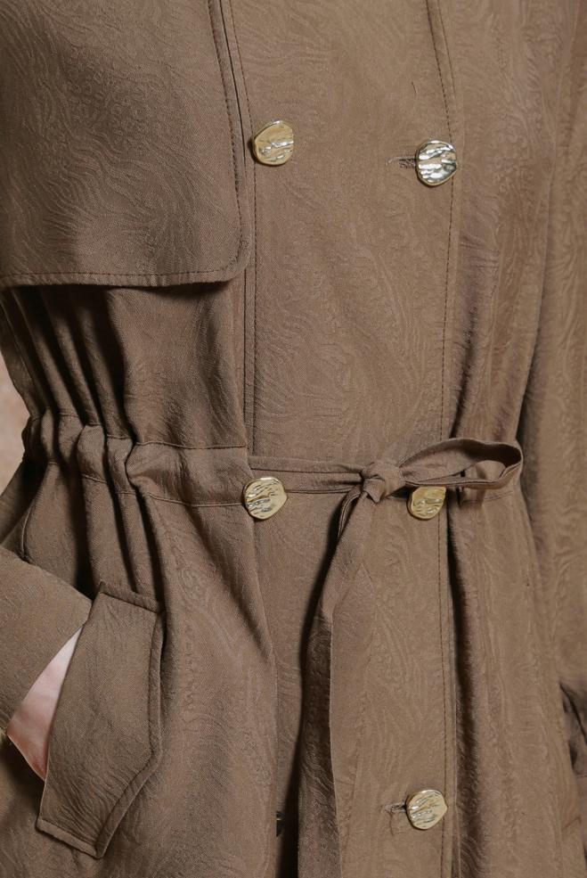 Tesettür giyim KAHVE BELİ BÜZGÜLÜ TRENÇKOT 10850 - ALVİNA