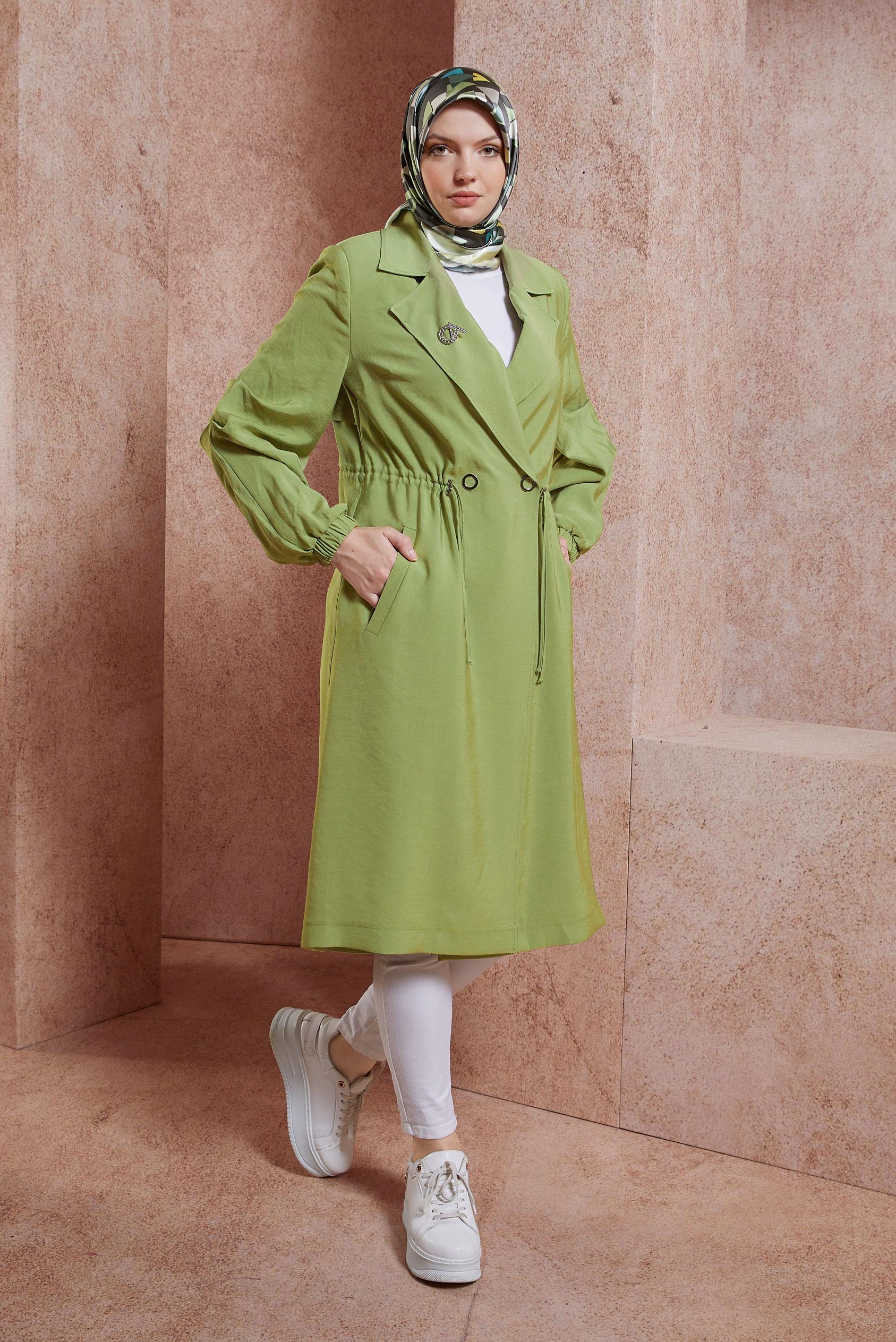 Tesettür giyim YEŞİL BELİ BÜZGÜLÜ TRENÇKOT 10851