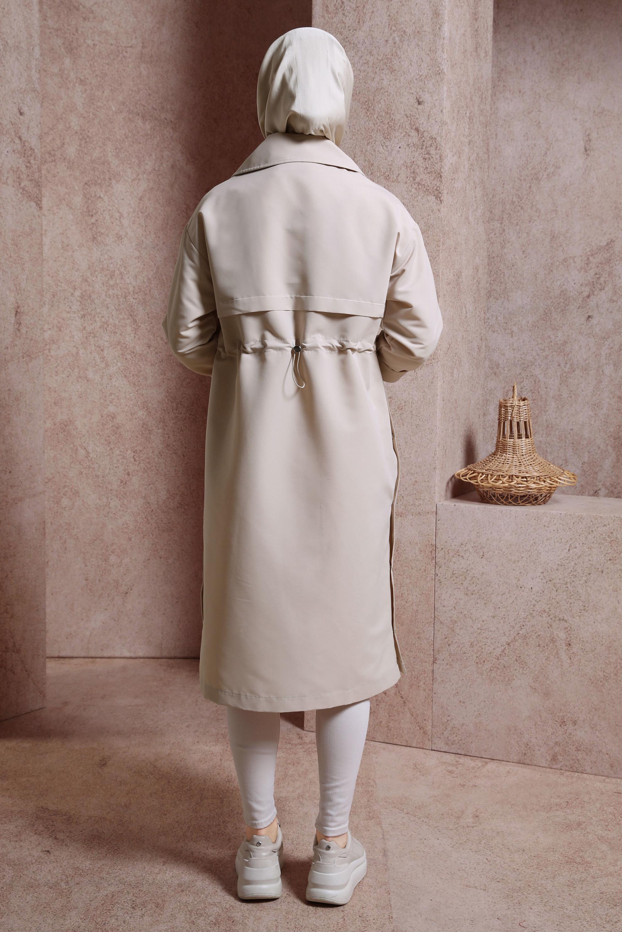 Tesettür giyim BEJ BELİ BÜZGÜLÜ TRENÇKOT 10856