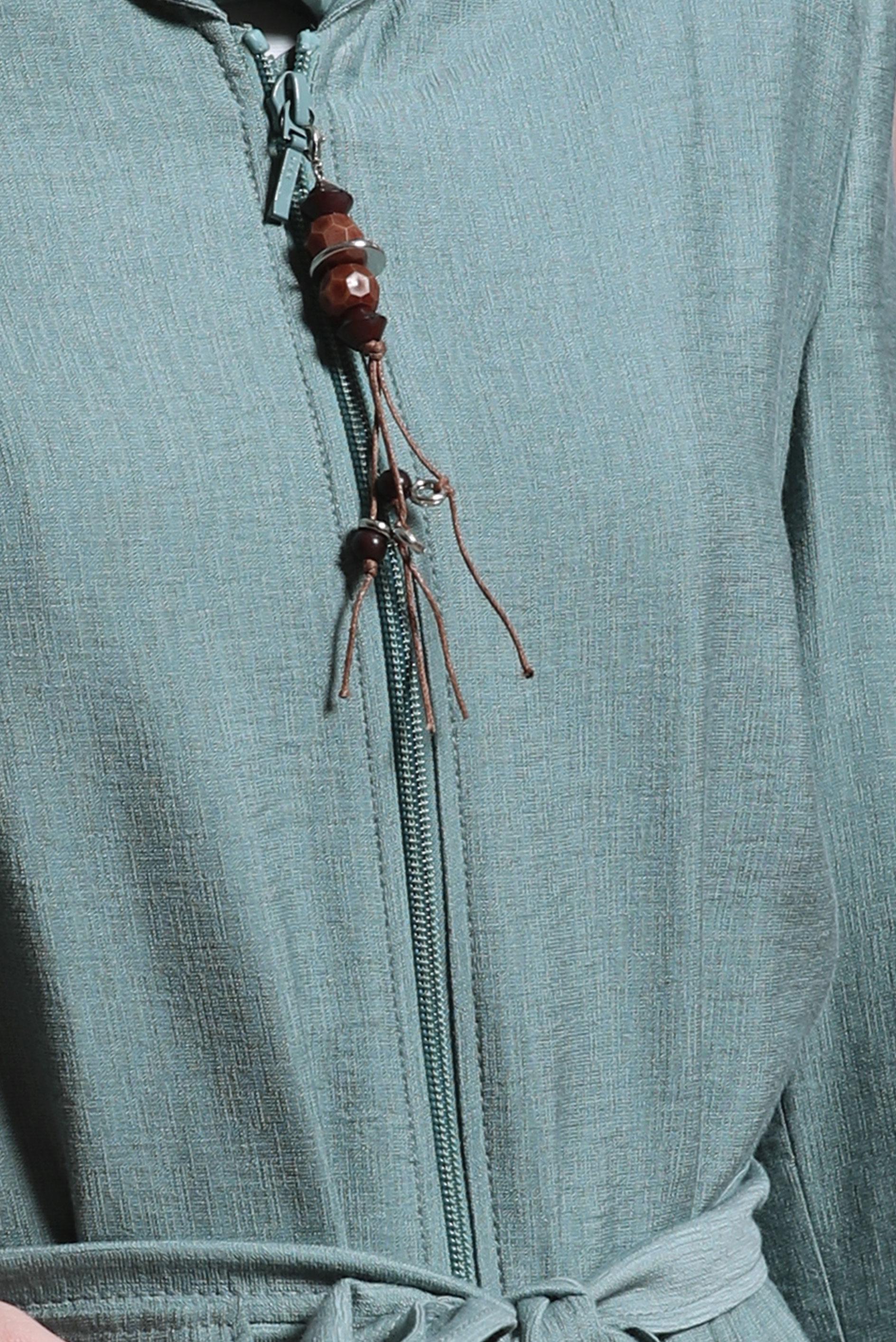 Tesettür giyim YEŞİL KUŞAKLI KAPÜŞONLU TRENÇKOT 10858