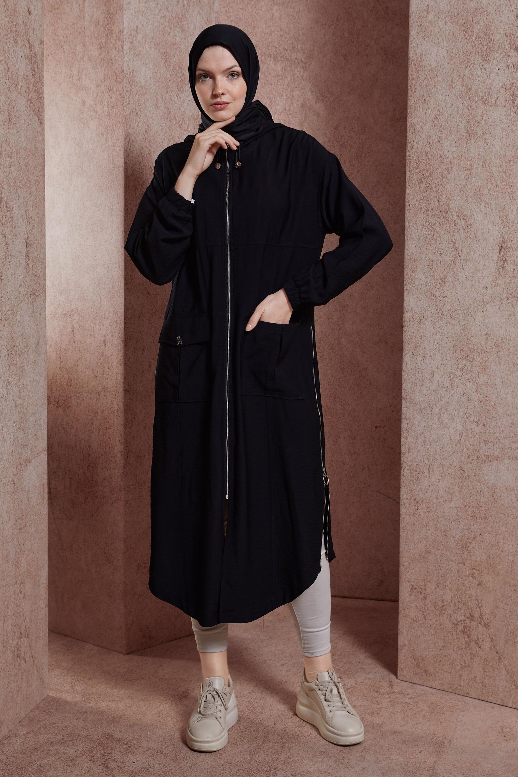 Tesettür giyim SİYAH KAPÜŞONLU TRENÇKOT 10859