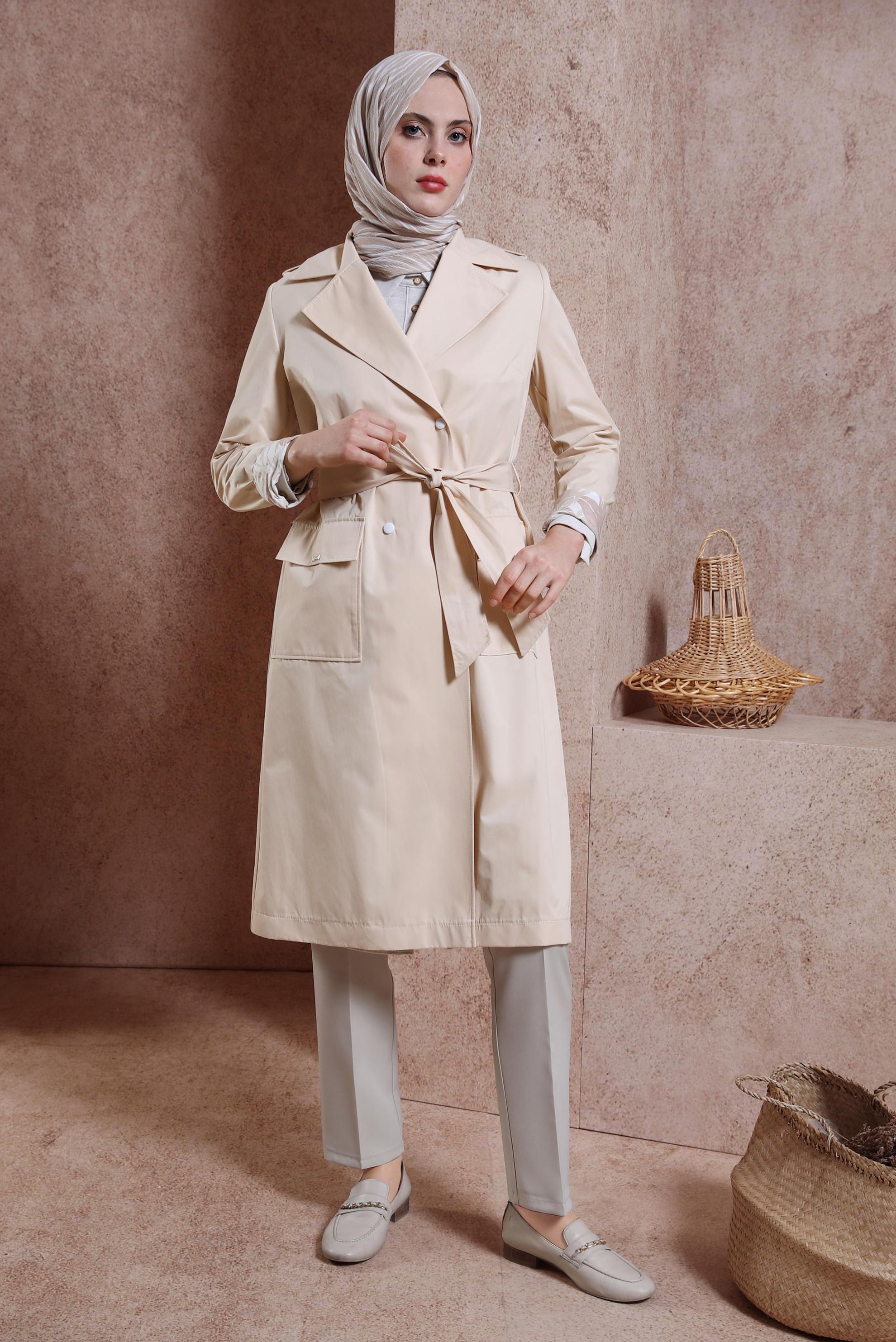 Tesettür giyim BEJ KUŞAKLI TRENÇKOT 10865