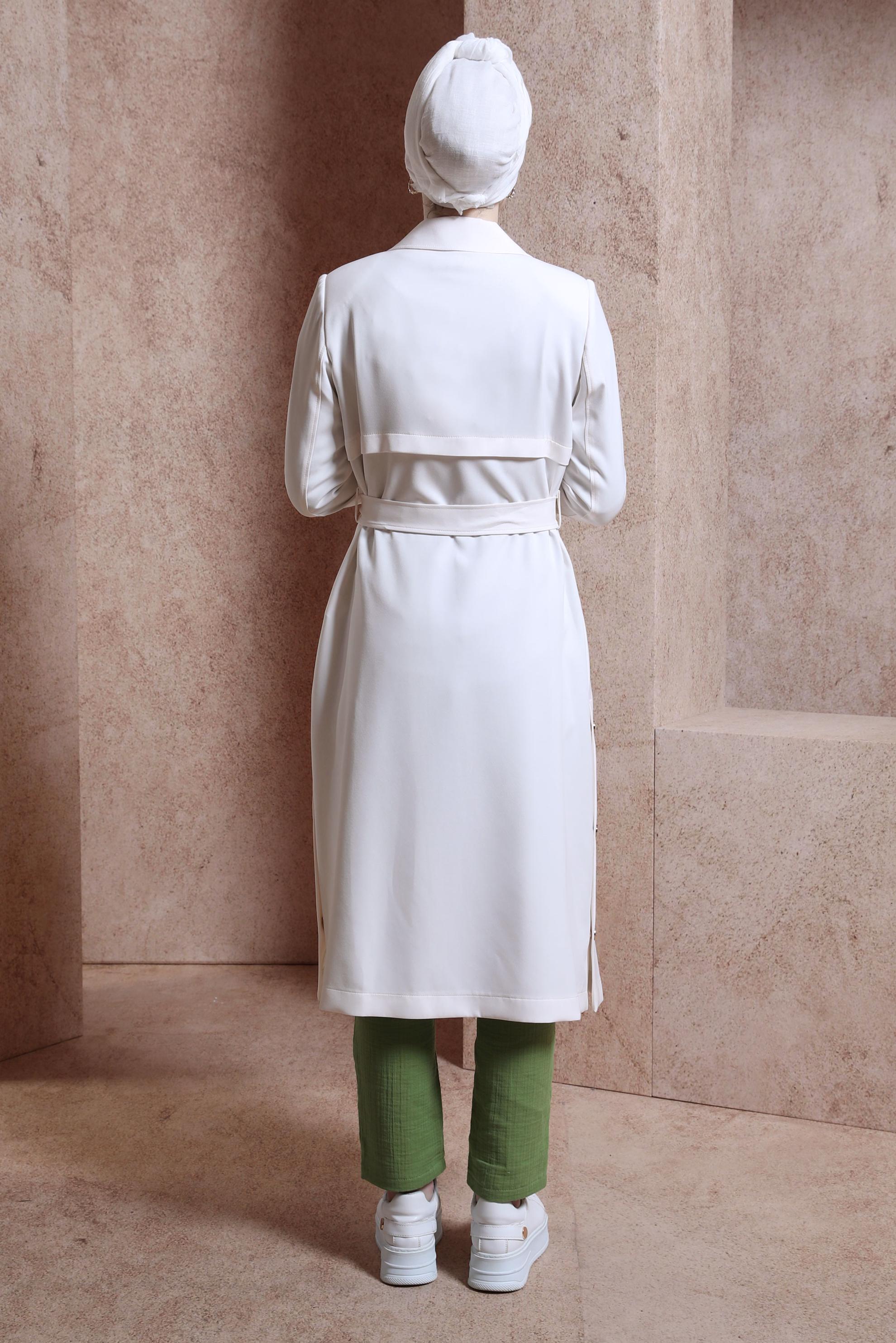 Tesettür giyim BEYAZ KUŞAKLI TRENÇKOT 10868