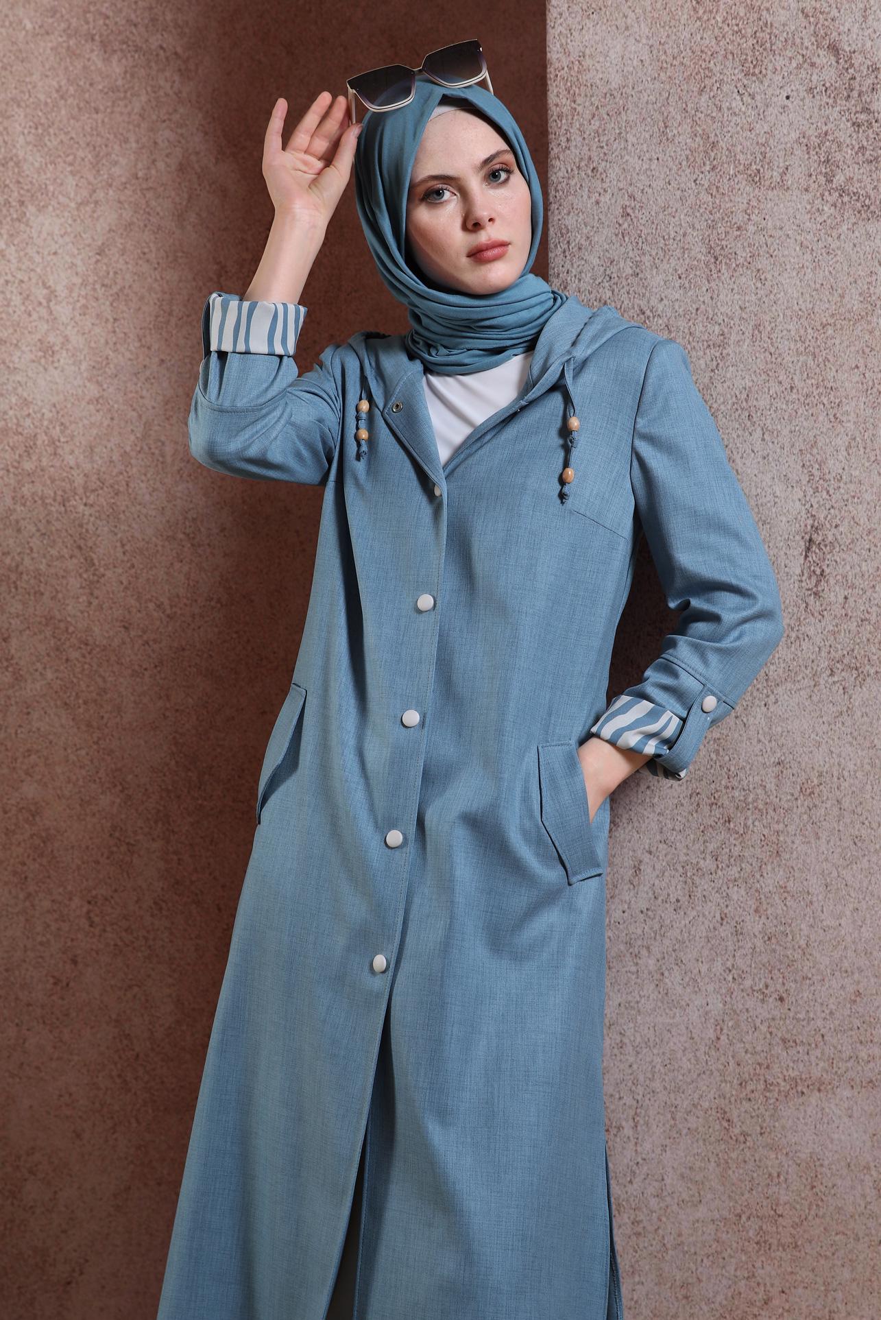 Tesettür giyim MAVİ KAPÜŞONLU TRENÇKOT 10872