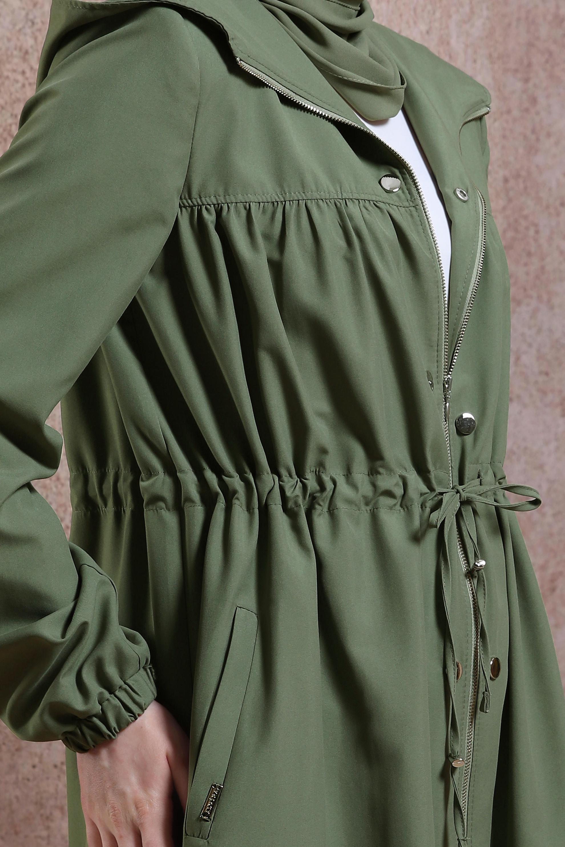 Tesettür giyim HAKİ KAPÜŞONLU TRENÇKOT 10873