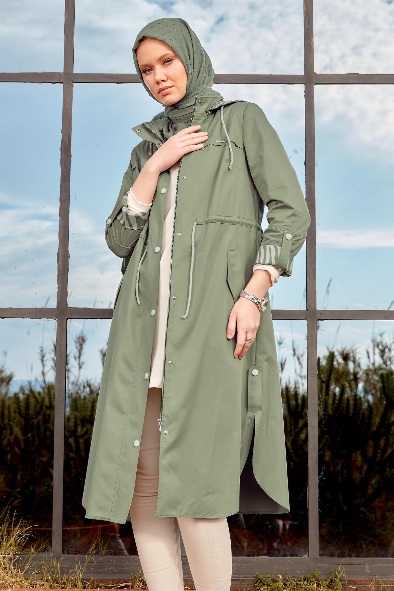 Tesettür giyim HAKİ KAPÜŞONLU TRENÇKOT 10874