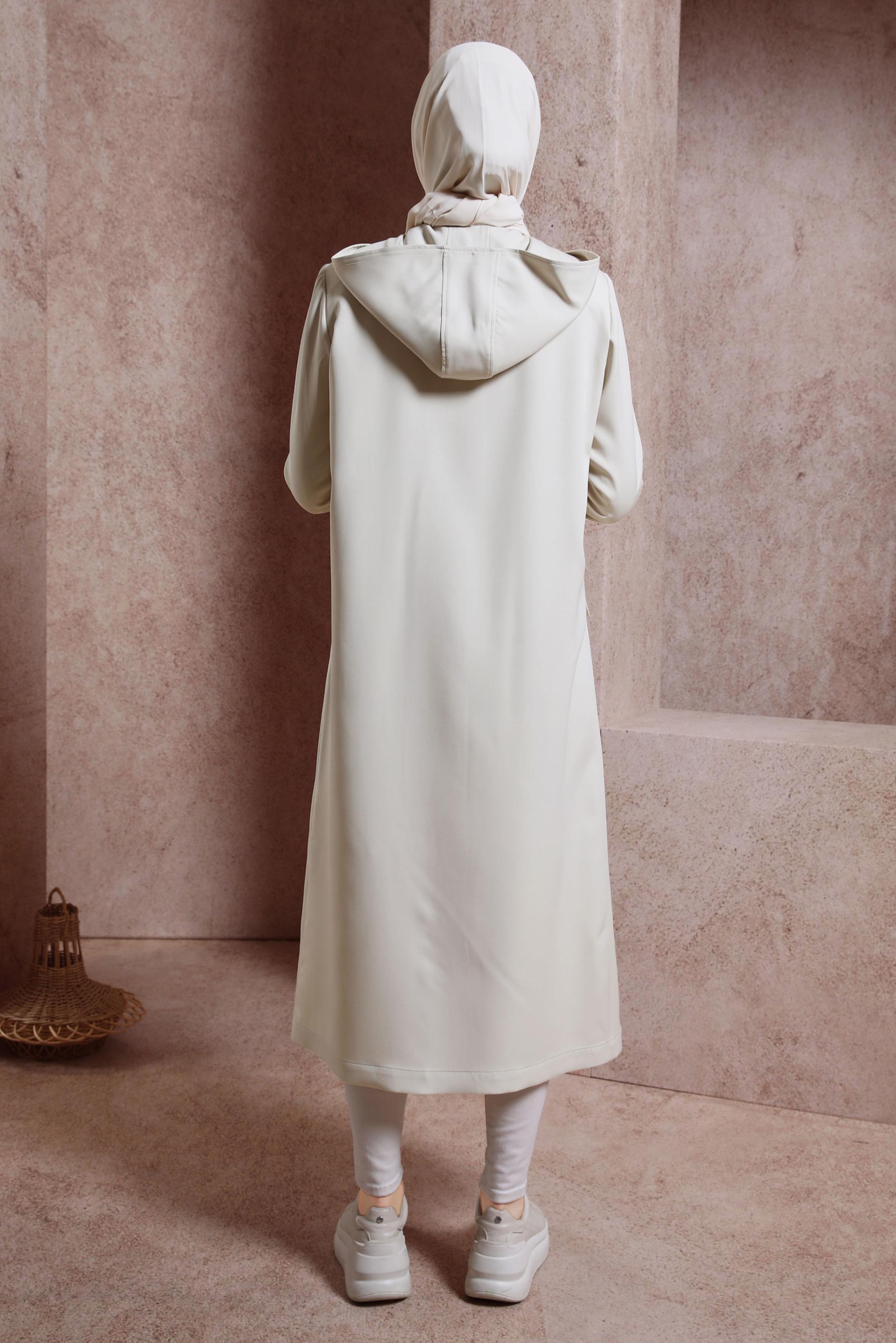 Tesettür giyim BEJ KAPÜŞONLU TRENÇKOT 10875