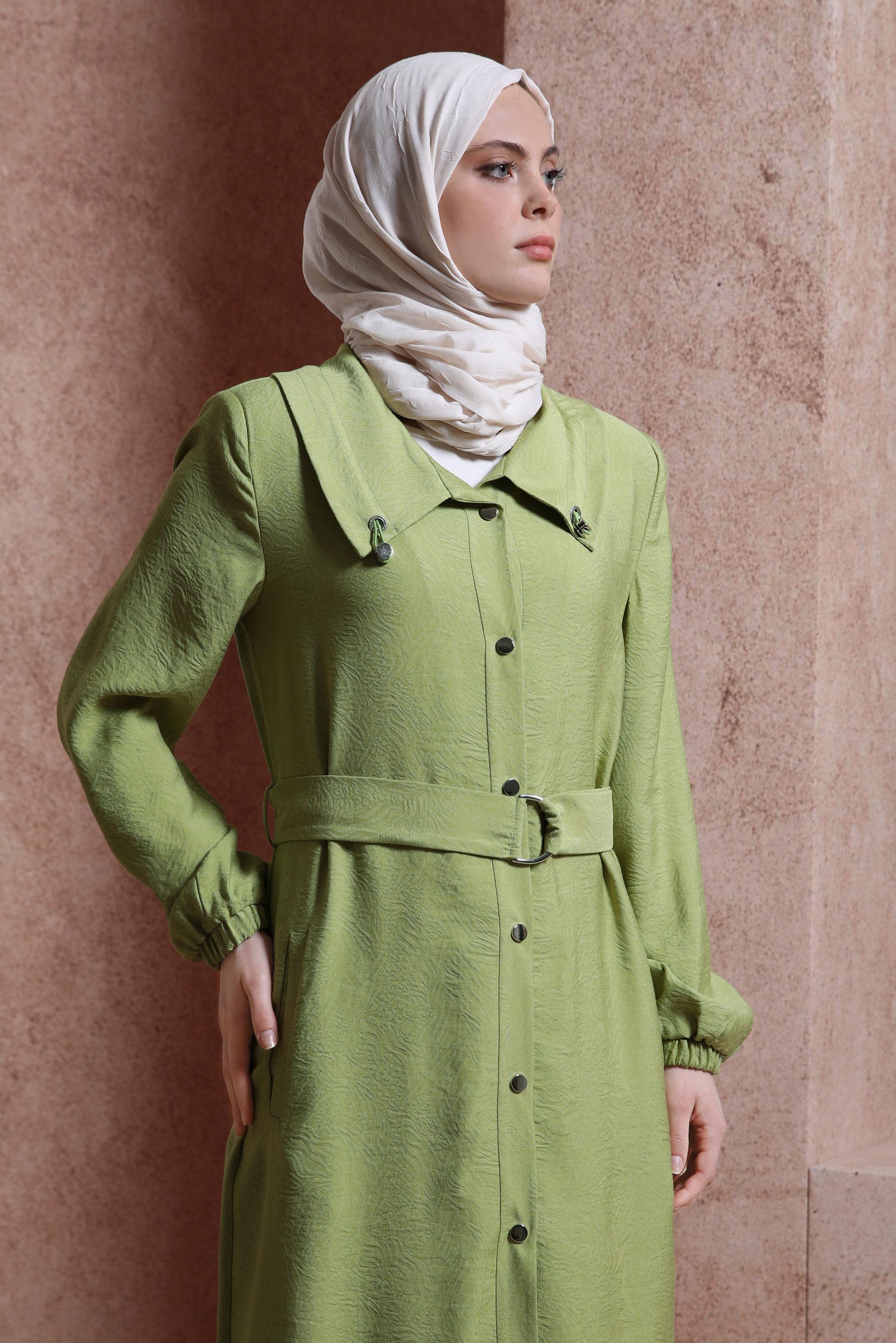 Tesettür giyim YEŞİL KEMERLİ TRENÇKOT 10876