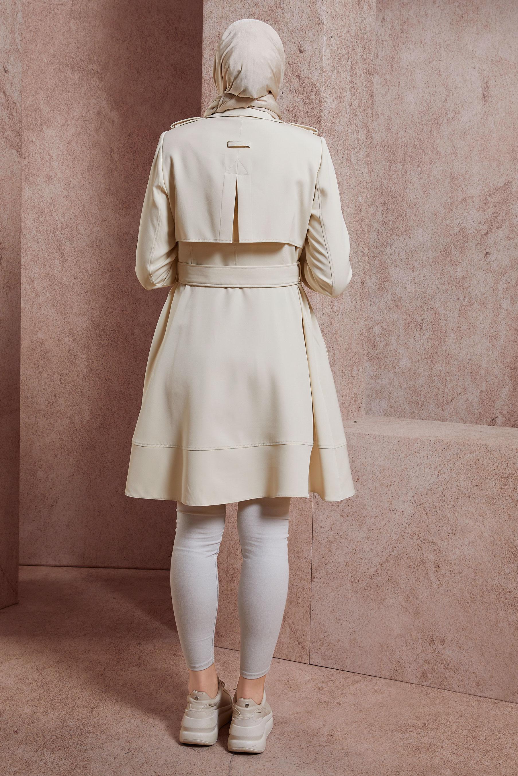 Tesettür giyim EKRU KEMERLİ TRENÇKOT 10883