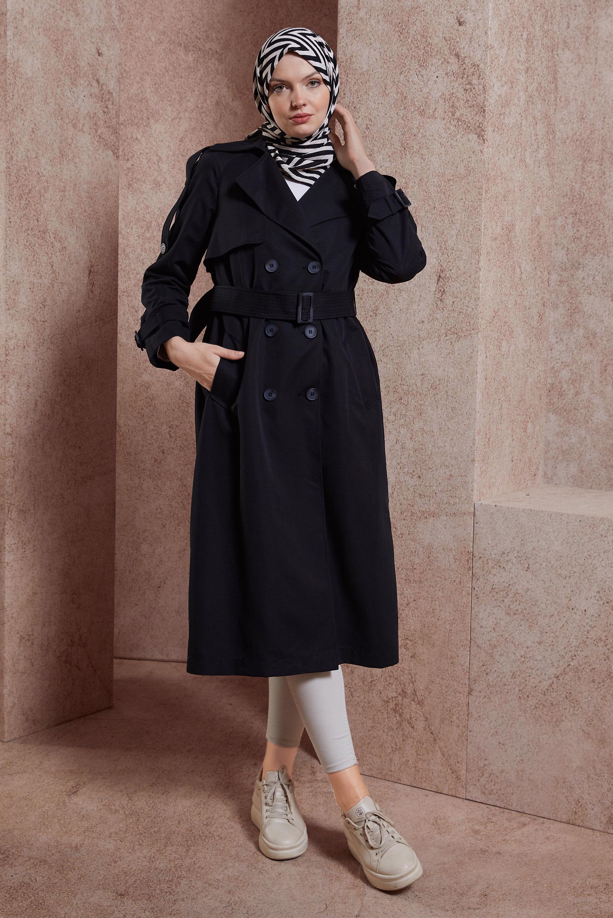 Tesettür giyim SİYAH KEMERLİ DÜĞME DETAYLI TRENÇKOT 10890