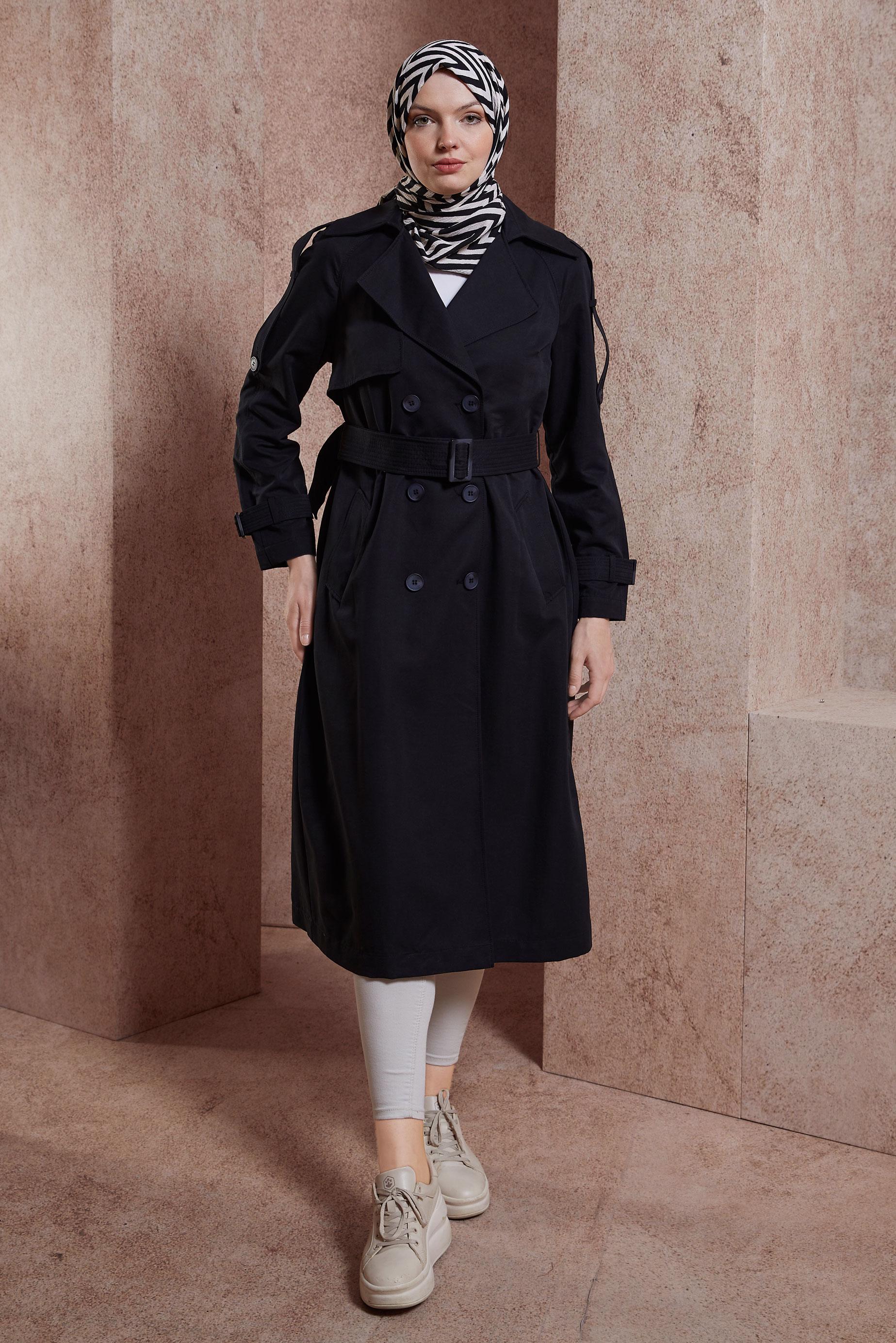 Tesettür giyim SİYAH KEMERLİ DÜĞME DETAYLI TRENÇKOT 10890
