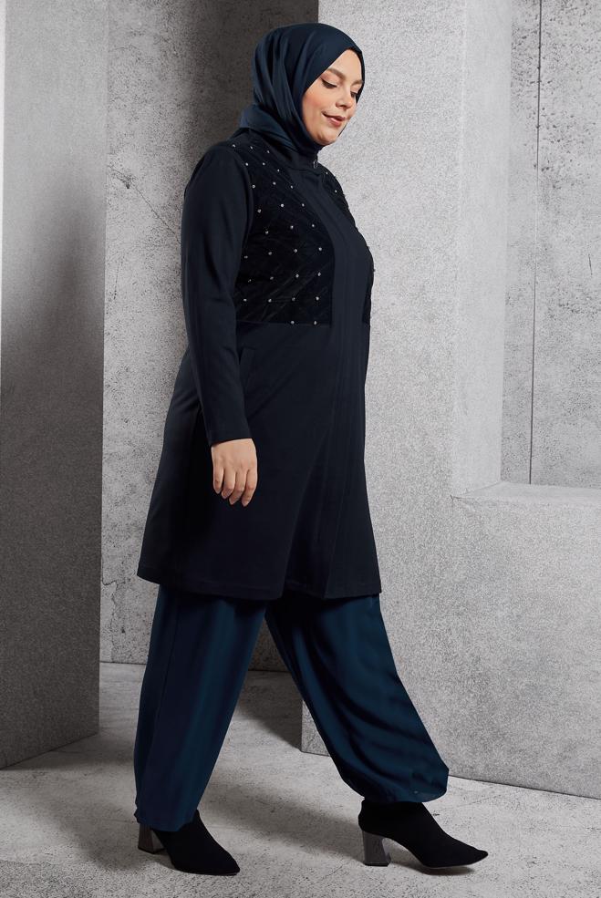 Vêtements hijab BLEU MARINE VESTE AVEC GEMME 20630 - ALVİNA