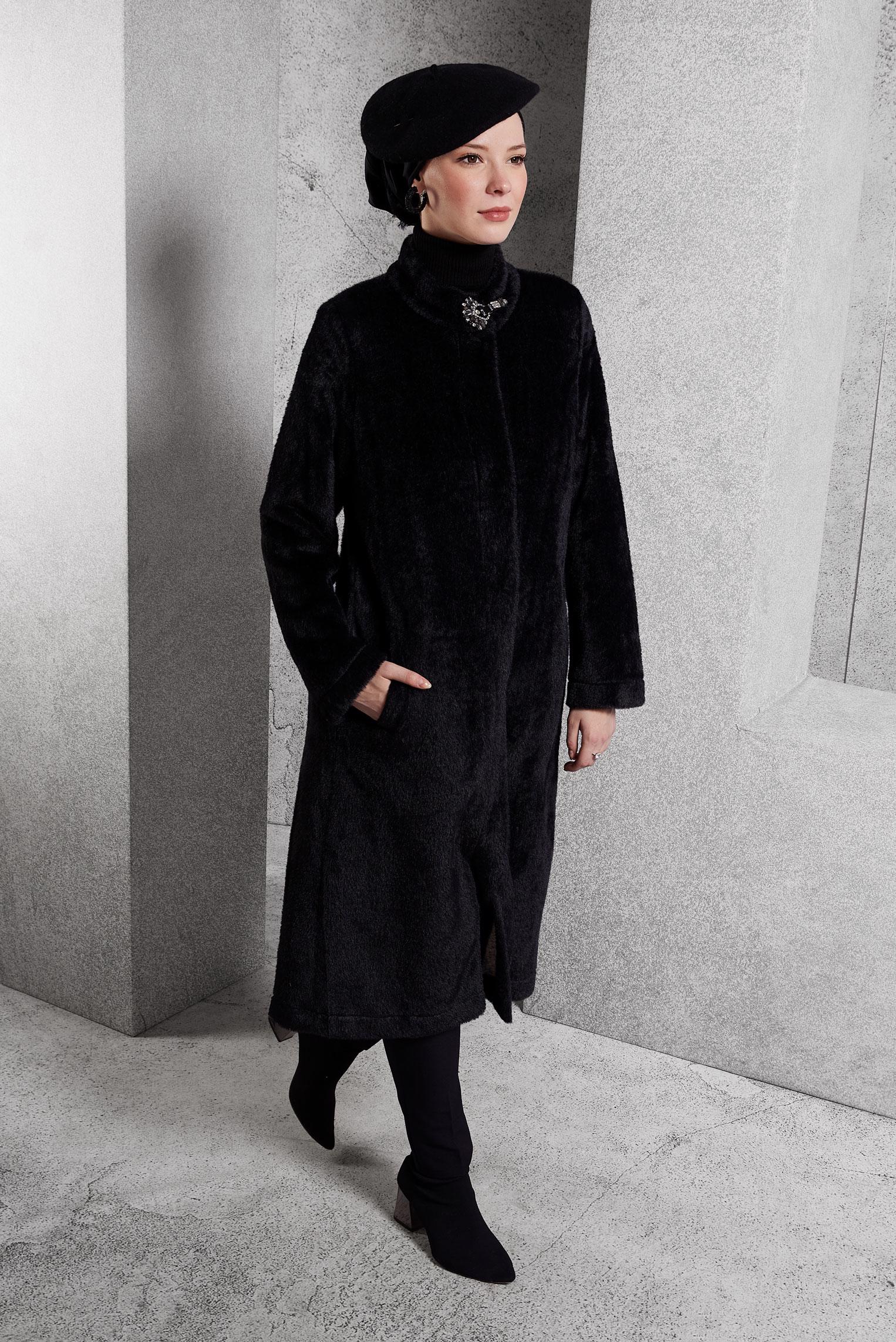 Hijab clothing BLACK JACKET WITH BROOCH 45160