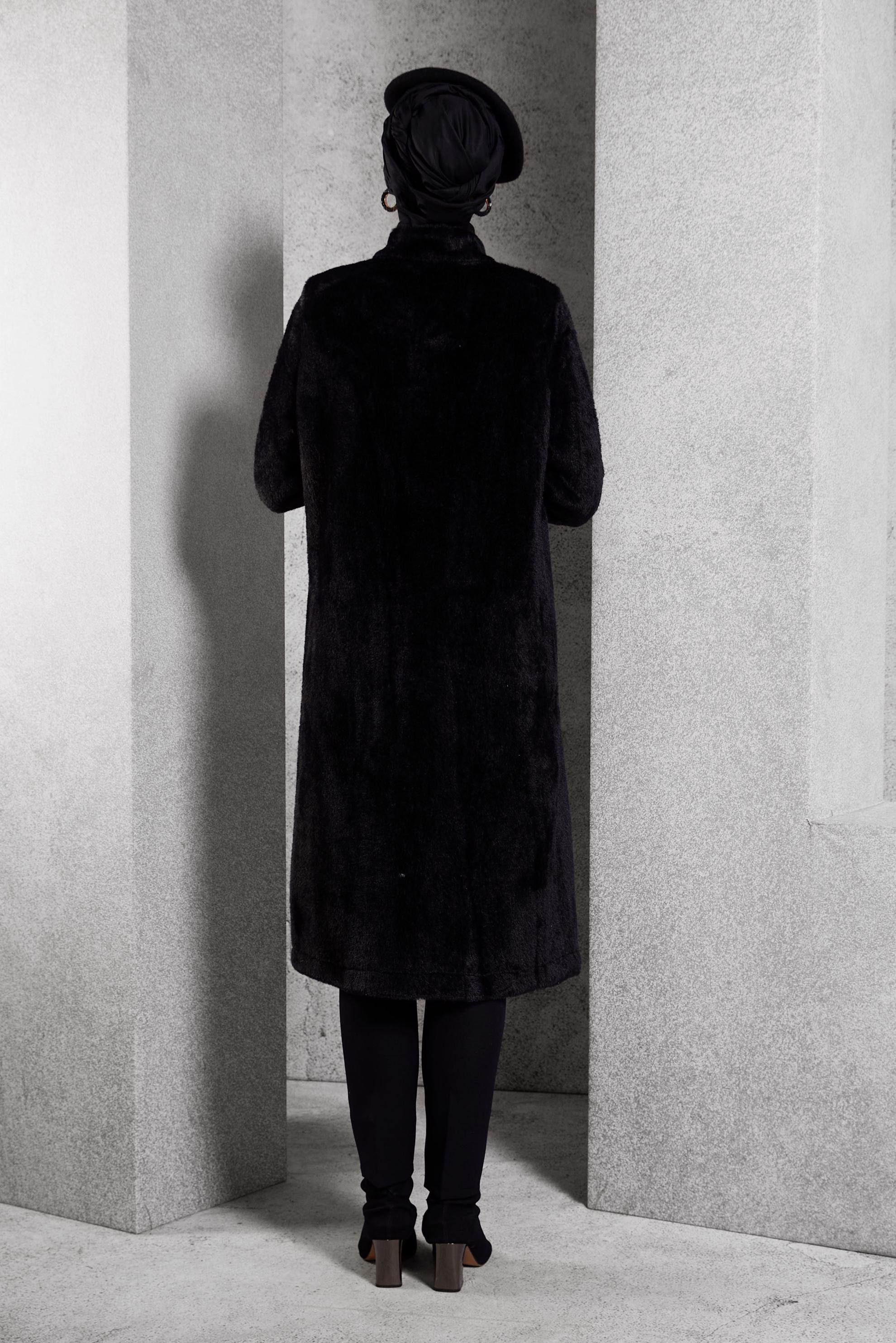 Hijab clothing BLACK JACKET WITH BROOCH 45160