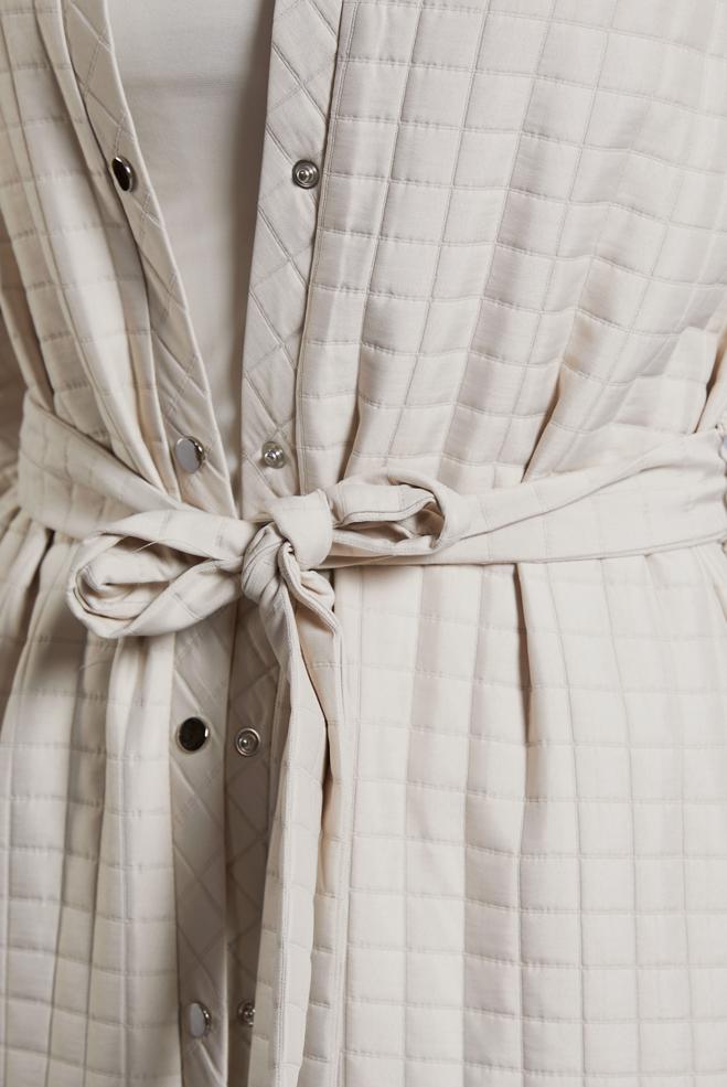 Vêtements hijab BEIGE VESTE MATELASSÉE CEINTURÉE 45228 - ALVİNA