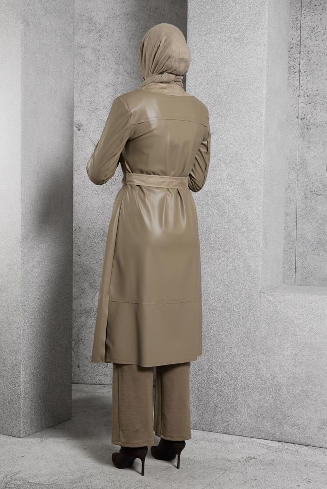 Vêtements hijab BEIGE VESTE EN SIMILI CUIR AVEC CEINTURE 45277 - ALVİNA