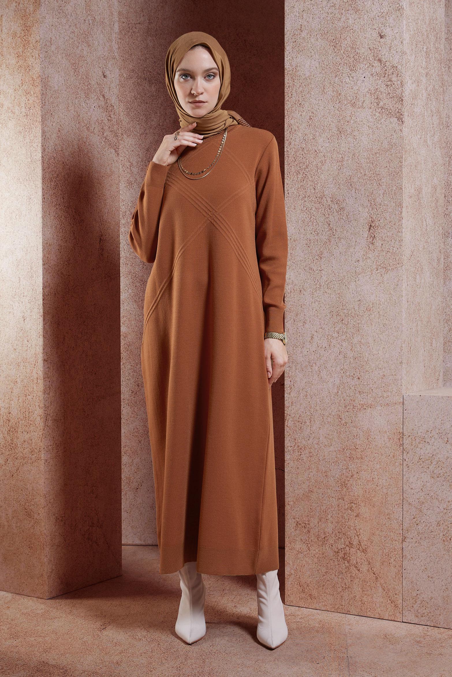 Tesettür giyim TURUNCU BİSİKLET YAKA TRİKO ELBİSE 44909