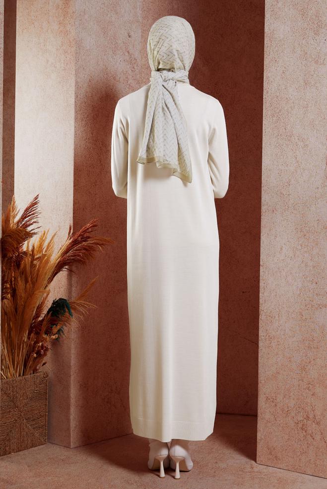 Tesettür giyim BEJ BOĞAZLI YAKA TRİKO ELBİSE 44921 - ALVİNA