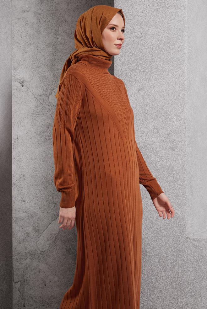 Vêtements hijab ORANGE ROBE EN TRICOT À COL ROULÉ 44923 - ALVİNA