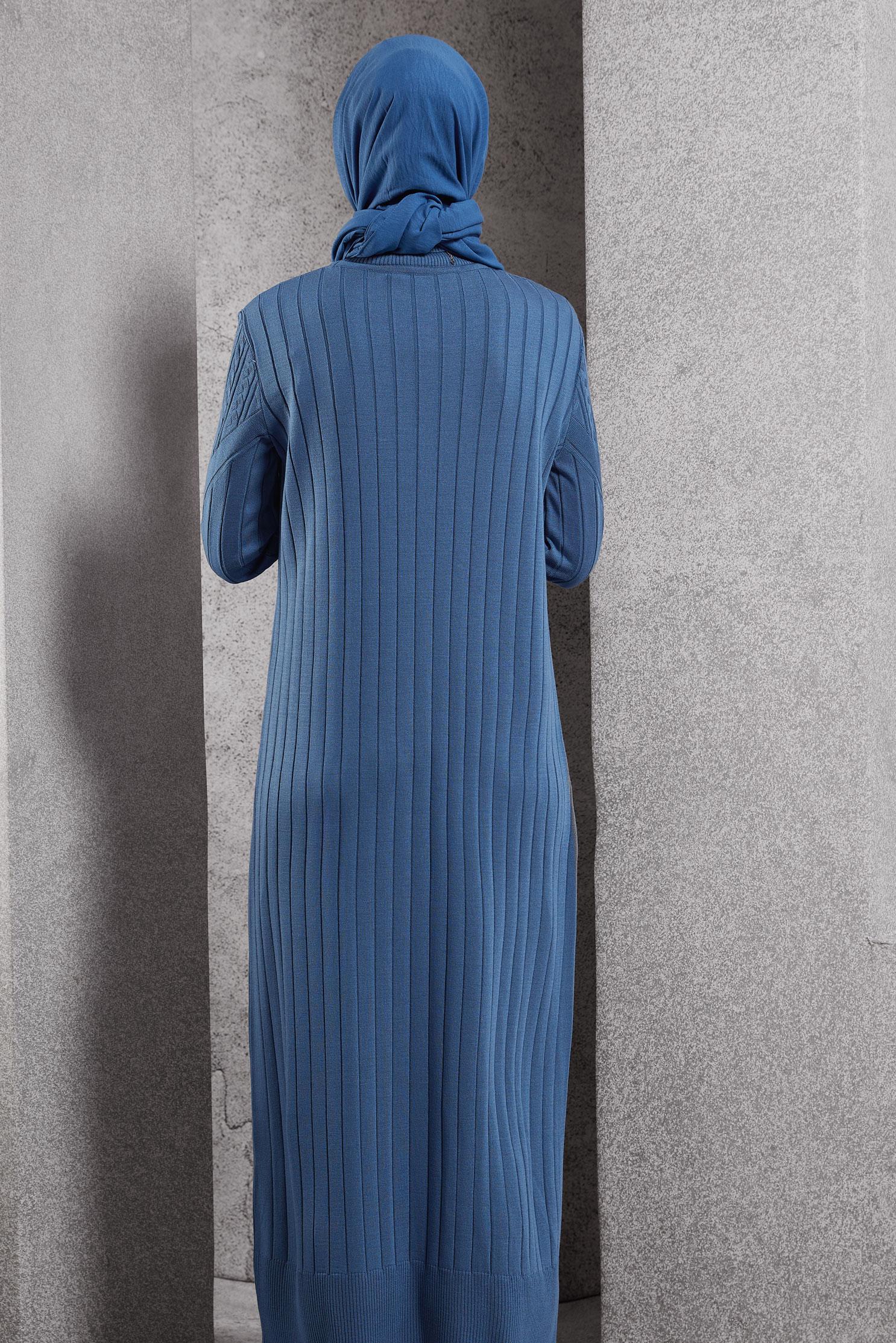 Vêtements hijab BLEU ROBE EN TRICOT À COL ROULÉ 44923