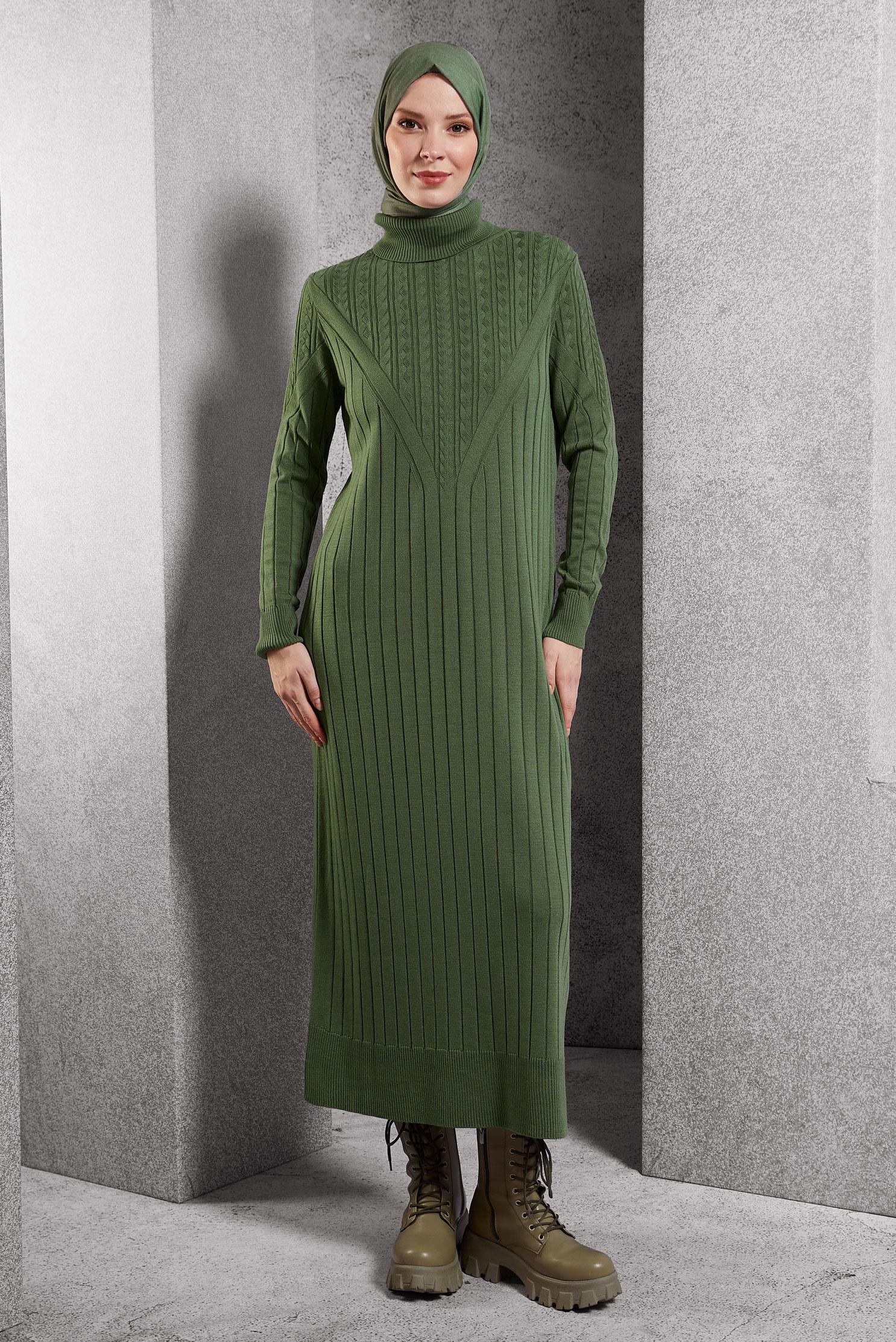 Tesettür giyim YEŞİL BOĞAZLI YAKA TRİKO ELBİSE 44923