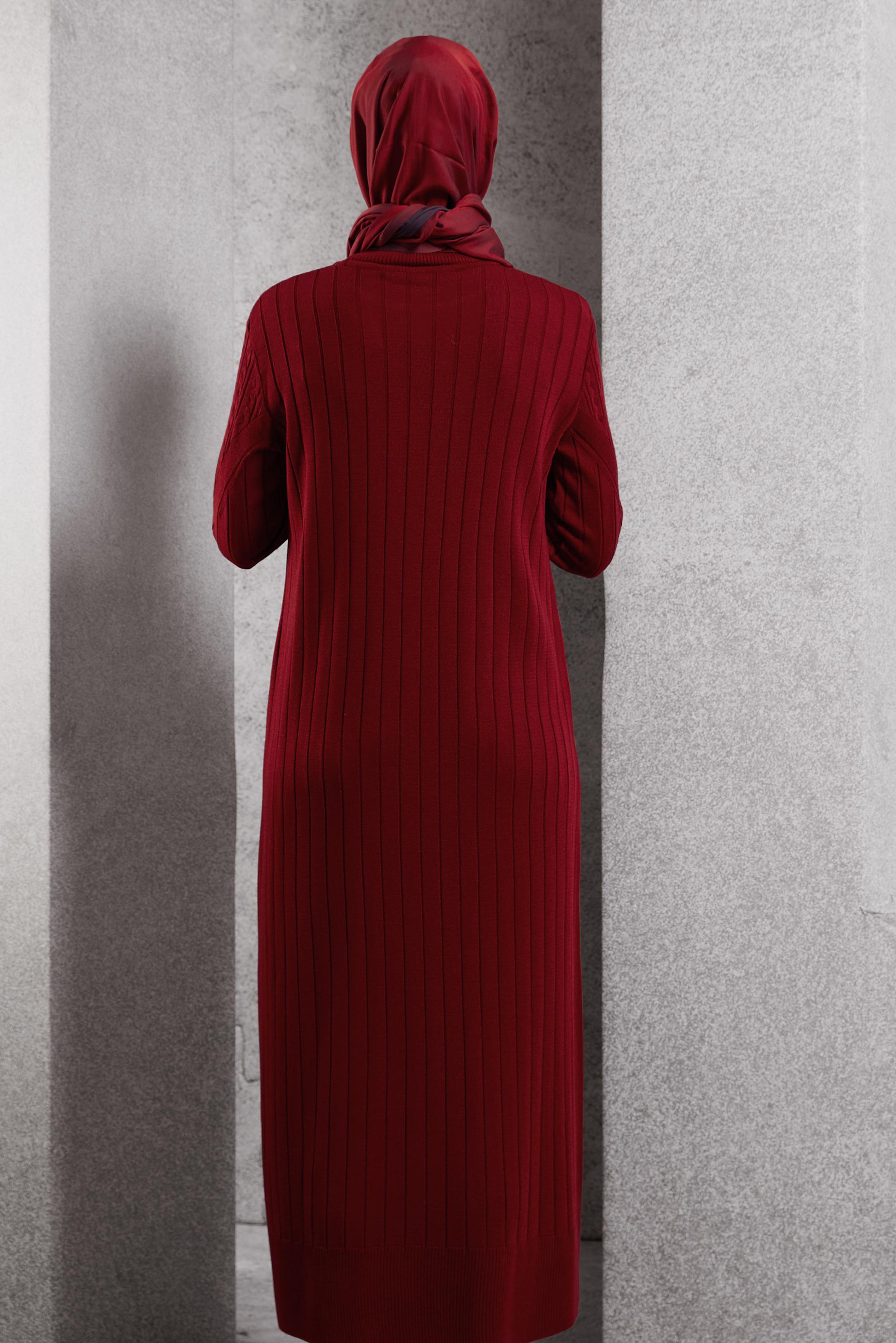 Vêtements hijab ROUGE BORDEAUX ROBE EN TRICOT À COL ROULÉ 44923