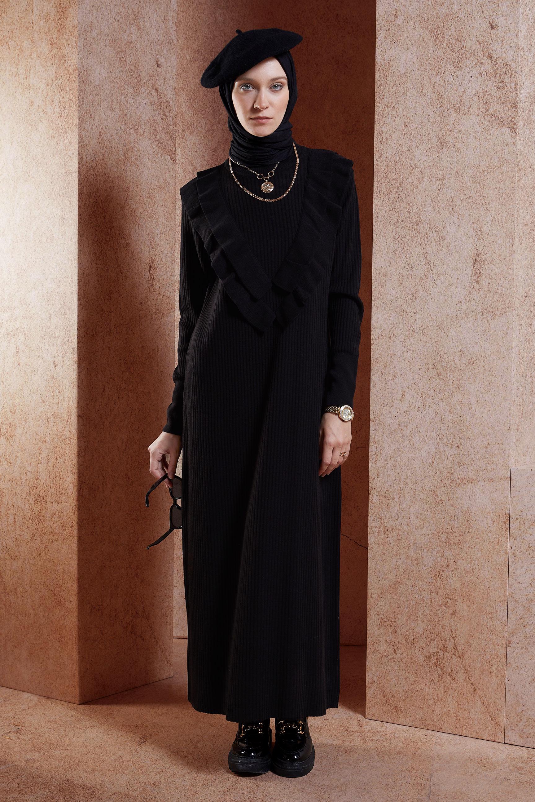 Tesettür giyim SİYAH UZUN TRİKO ELBİSE 44924