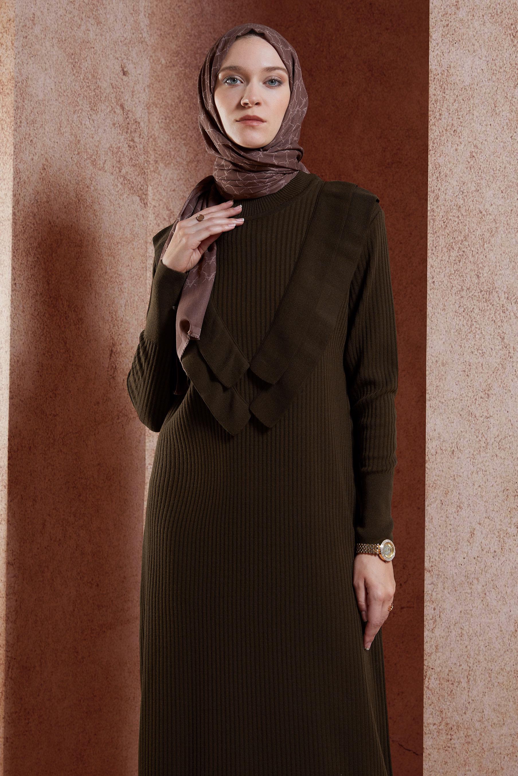 Tesettür giyim KAHVE UZUN TRİKO ELBİSE 44924