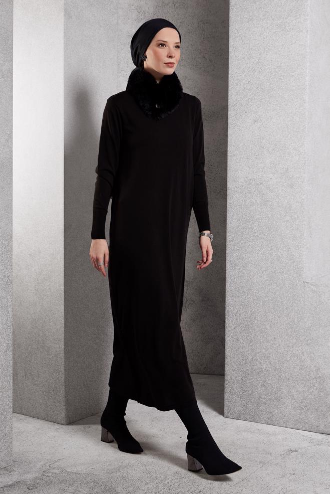 Vêtements hijab NOIR ROBE EN TRICOT AVEC DÉTAILS EN FOURRURE 44936 - ALVİNA